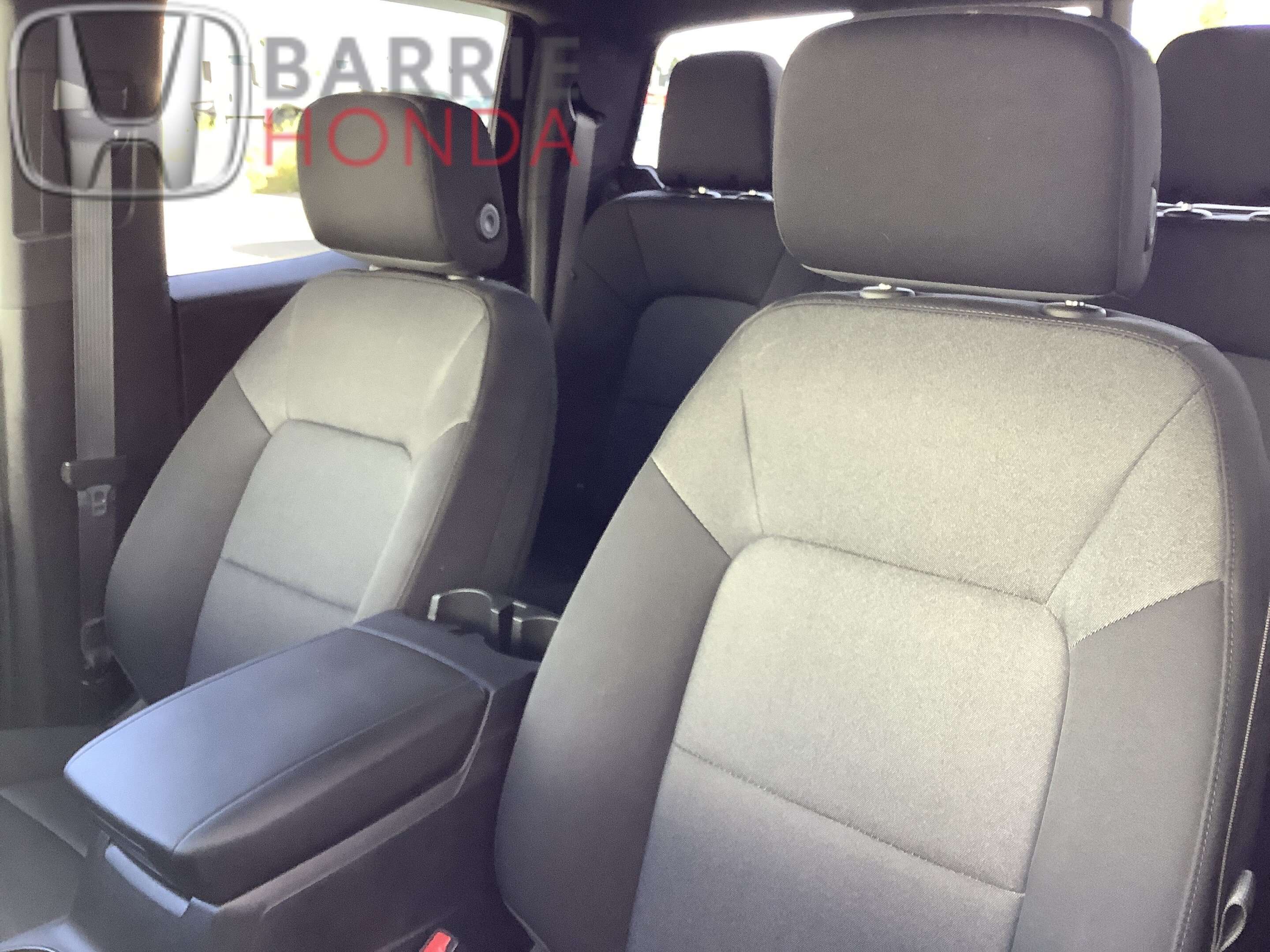 2024 Chevrolet Colorado 4WD Crew Cab WT — снимка 1