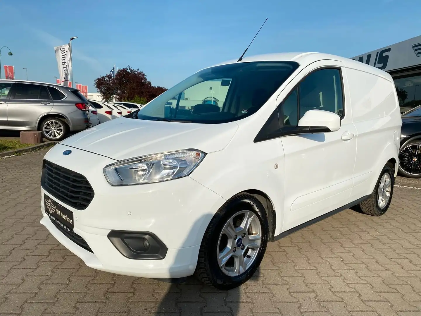 Ford Transit Courier 1.5TDCI "Limited"1HAND*PDC*EURO6 Weiß - 2
