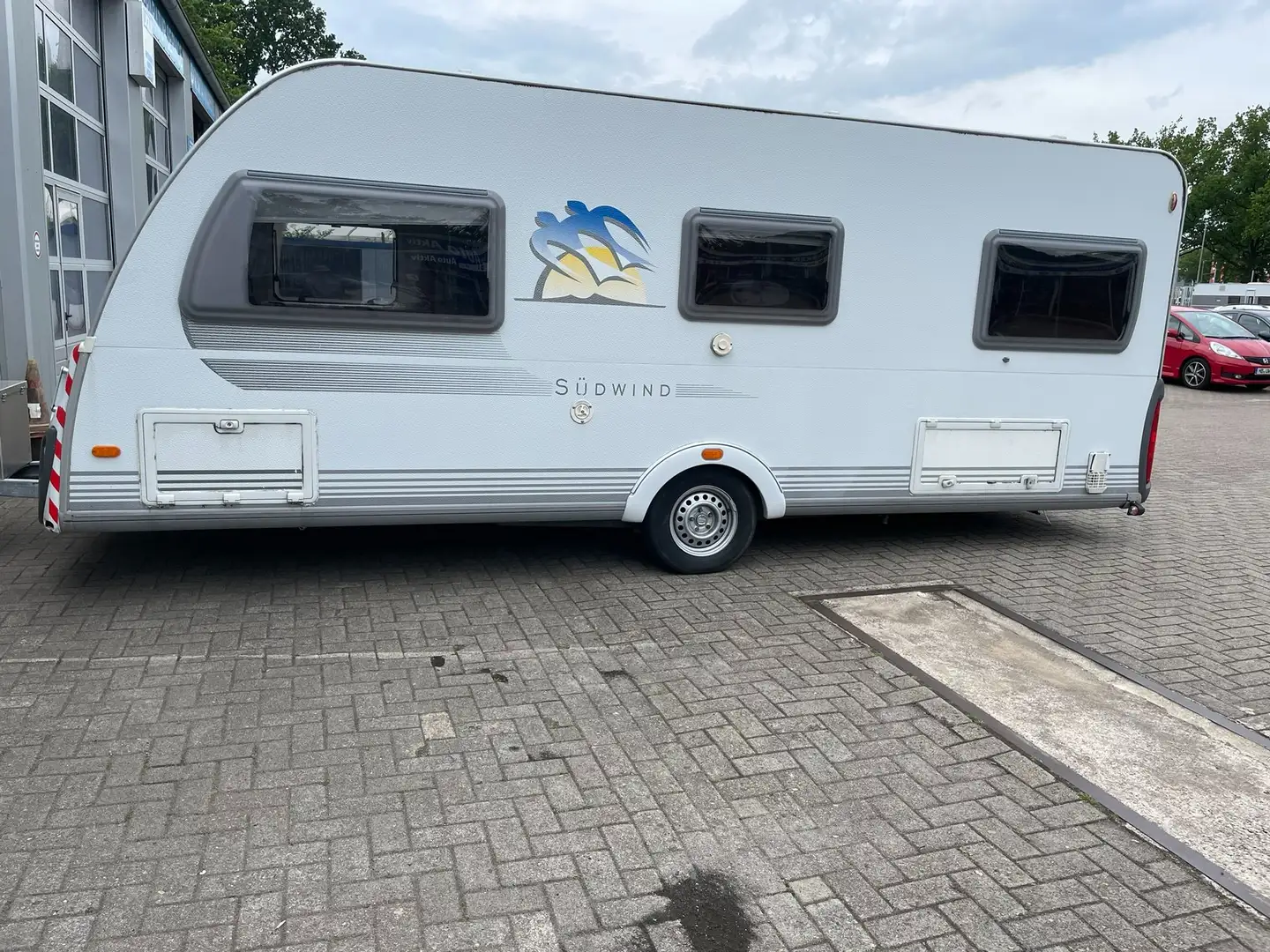 Knaus Tabbert Südwind  Im Kundenauftrag Weiß - 1