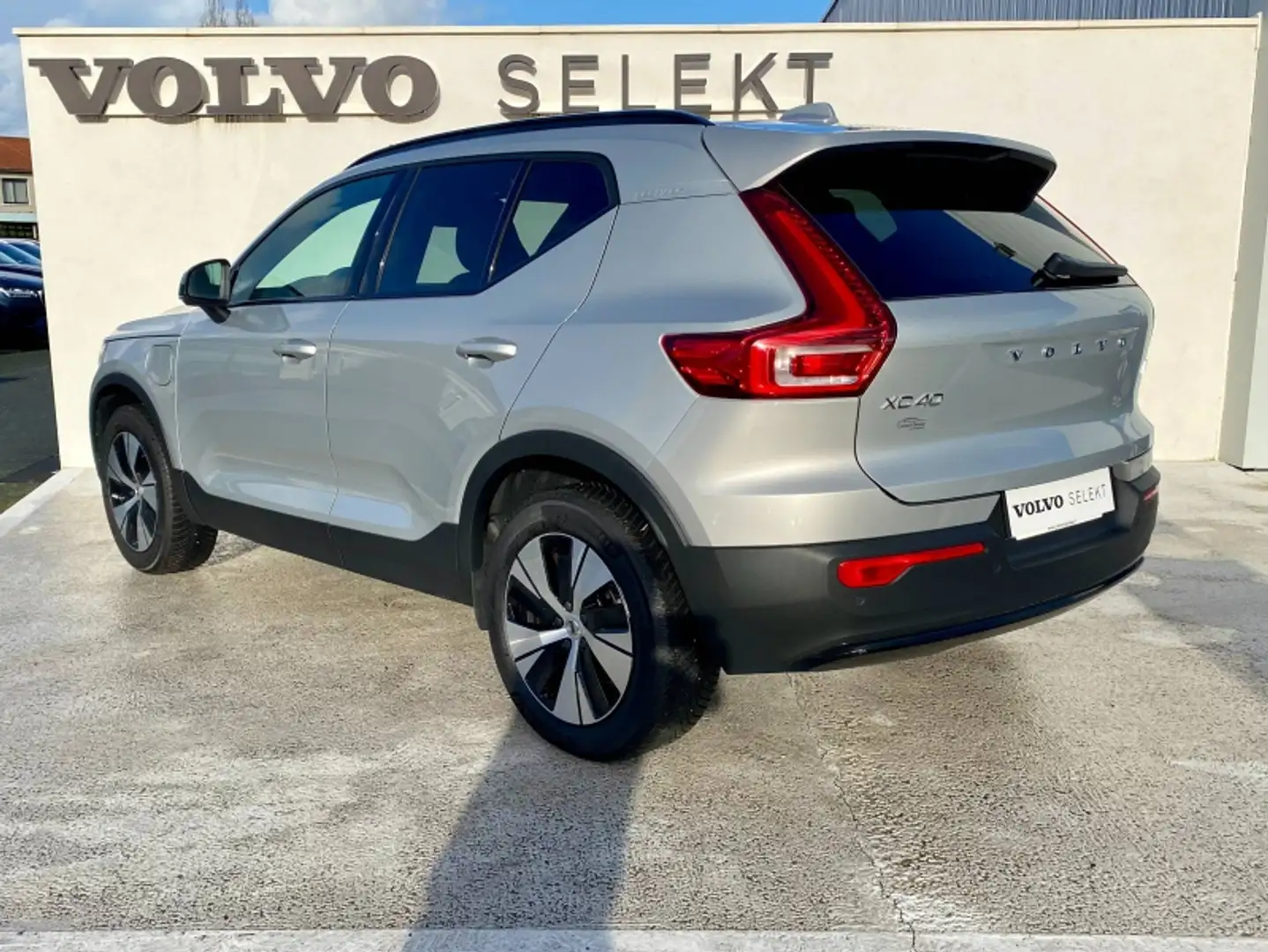 Volvo XC40 T5 Recharge 180 + 82ch Plus DCT 7 Silber - 2