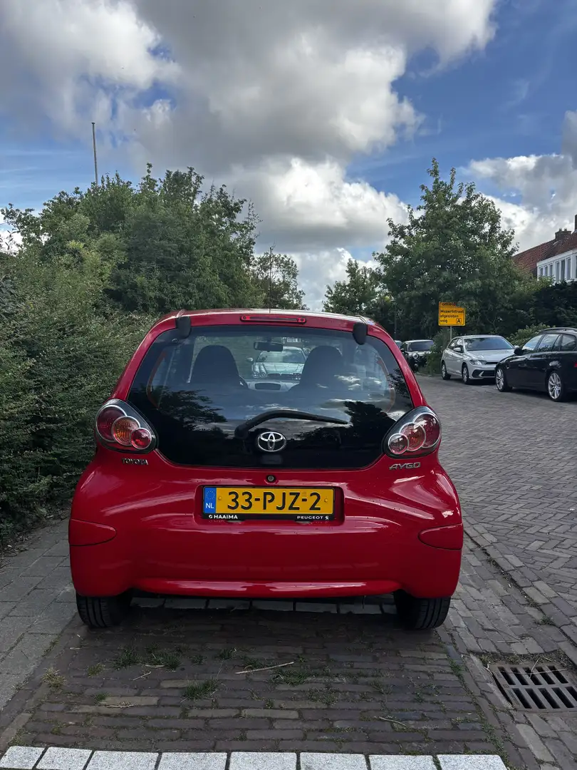 Toyota Aygo 1.0-12V Access Rood - 2