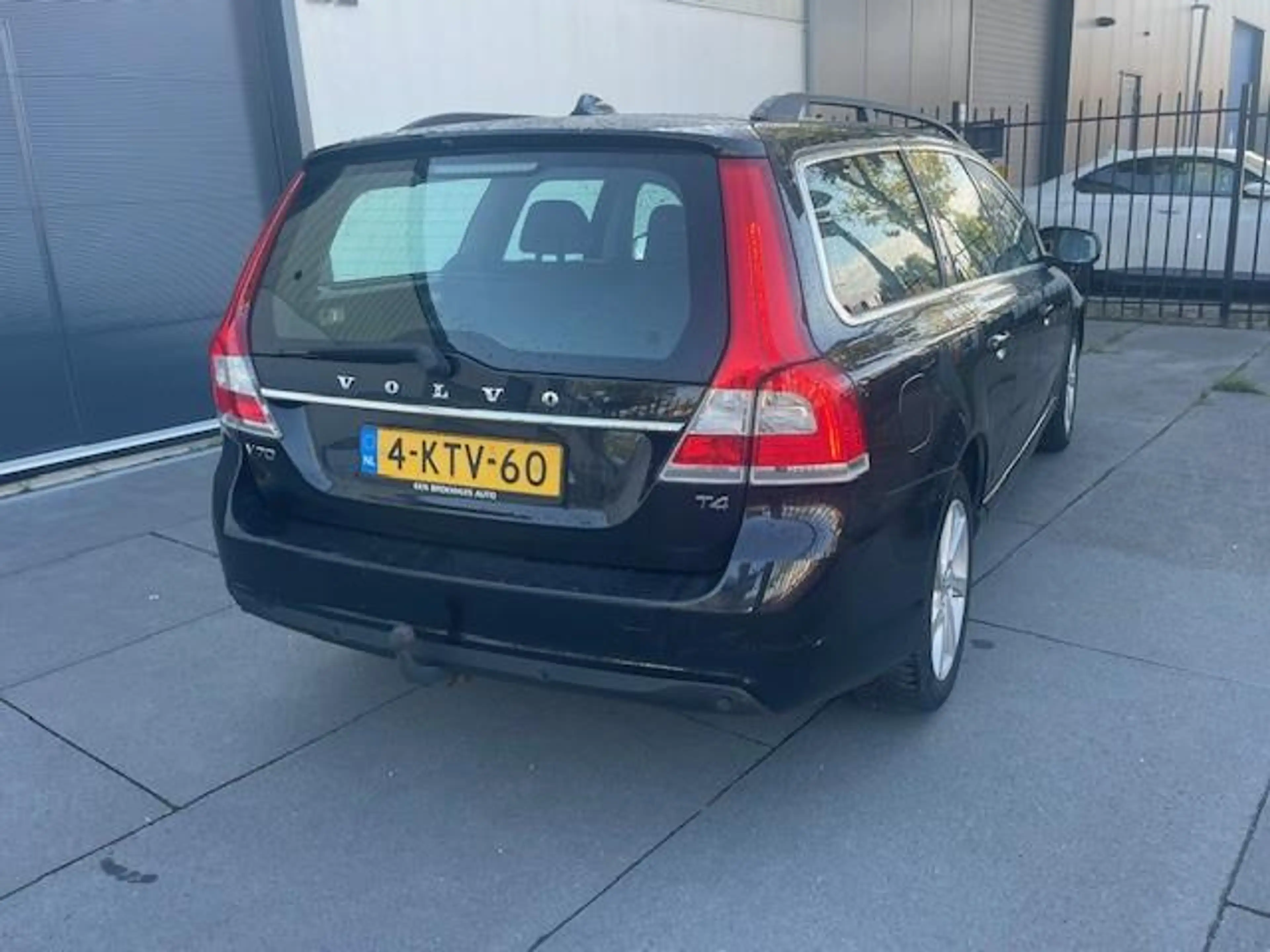 Volvo V70 1.6 T4 Nordic+ Only EXPORT / Of alleen B2B — photo 5