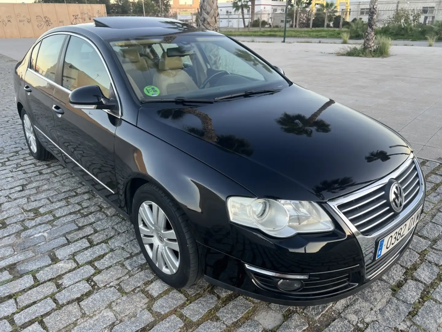 Volkswagen Passat 2.0TFSI Sportline Tiptronic Negro - 2