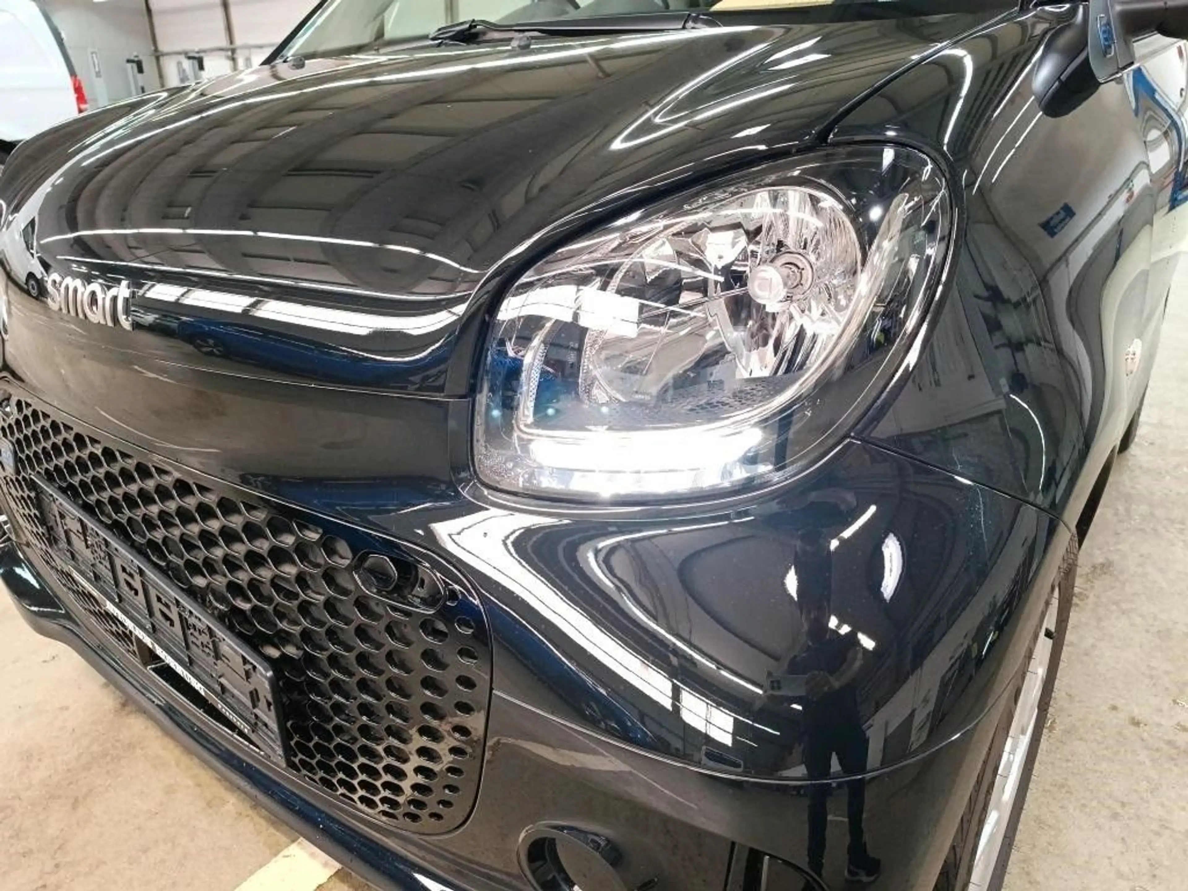 smart forTwo EQ,erst 8 tkm ,wie neu — photo 4