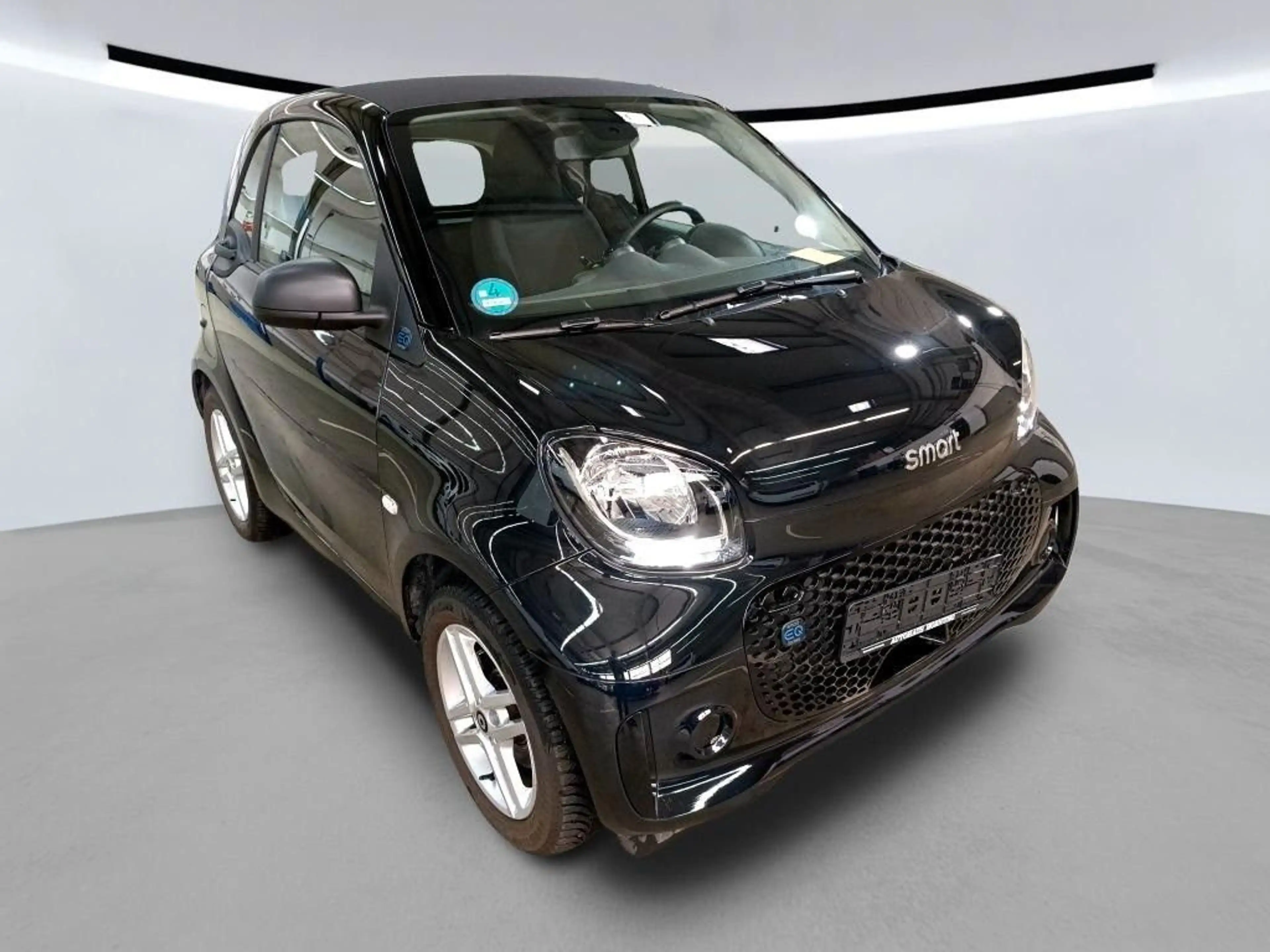 smart forTwo EQ,erst 8 tkm ,wie neu — photo 3