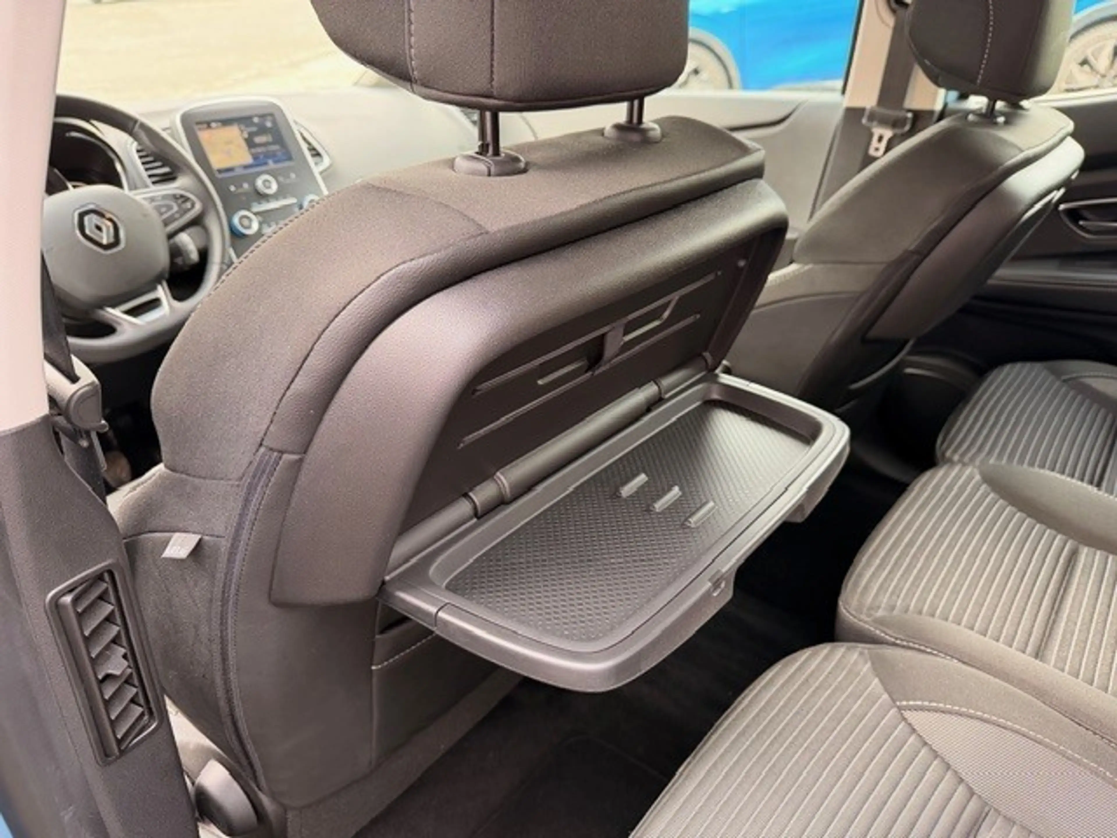 Renault Scenic IV Experience ENERGY TCe 115 — photo 22