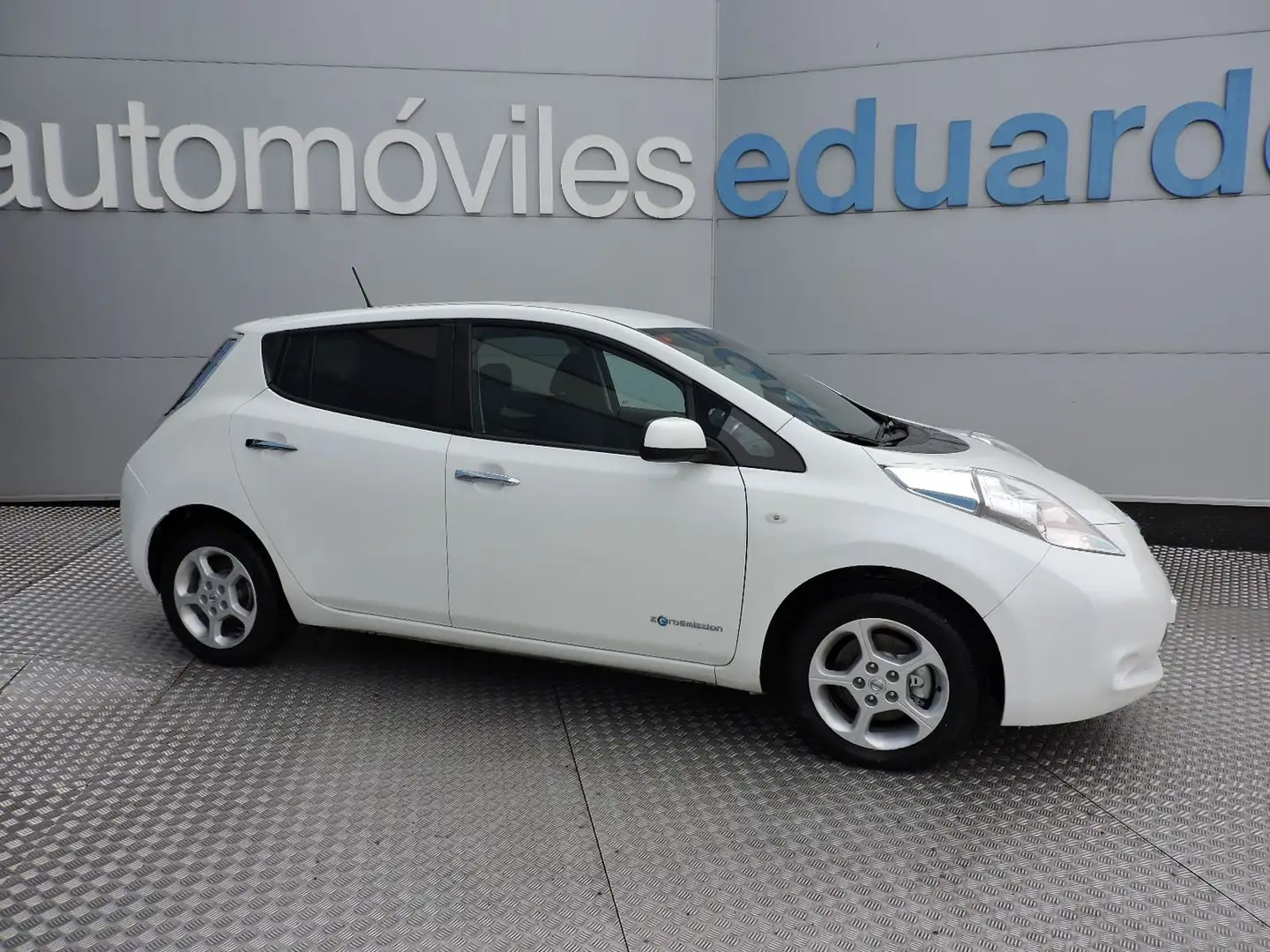 Nissan Leaf FLEX Tekna Bílá - 1