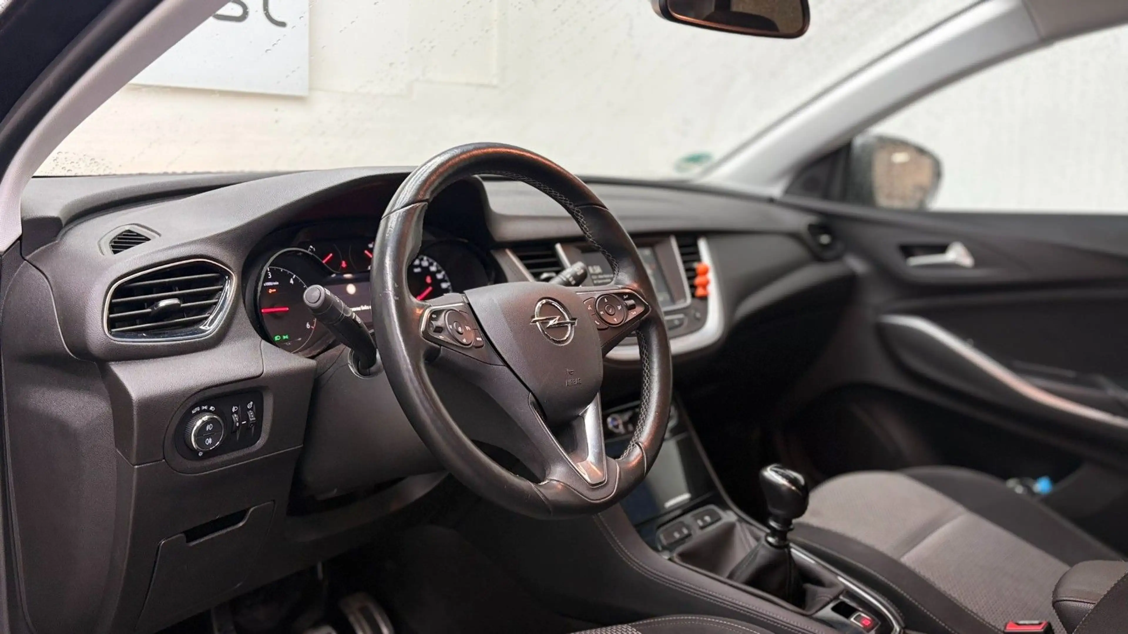 Opel Grandland X — photo 7