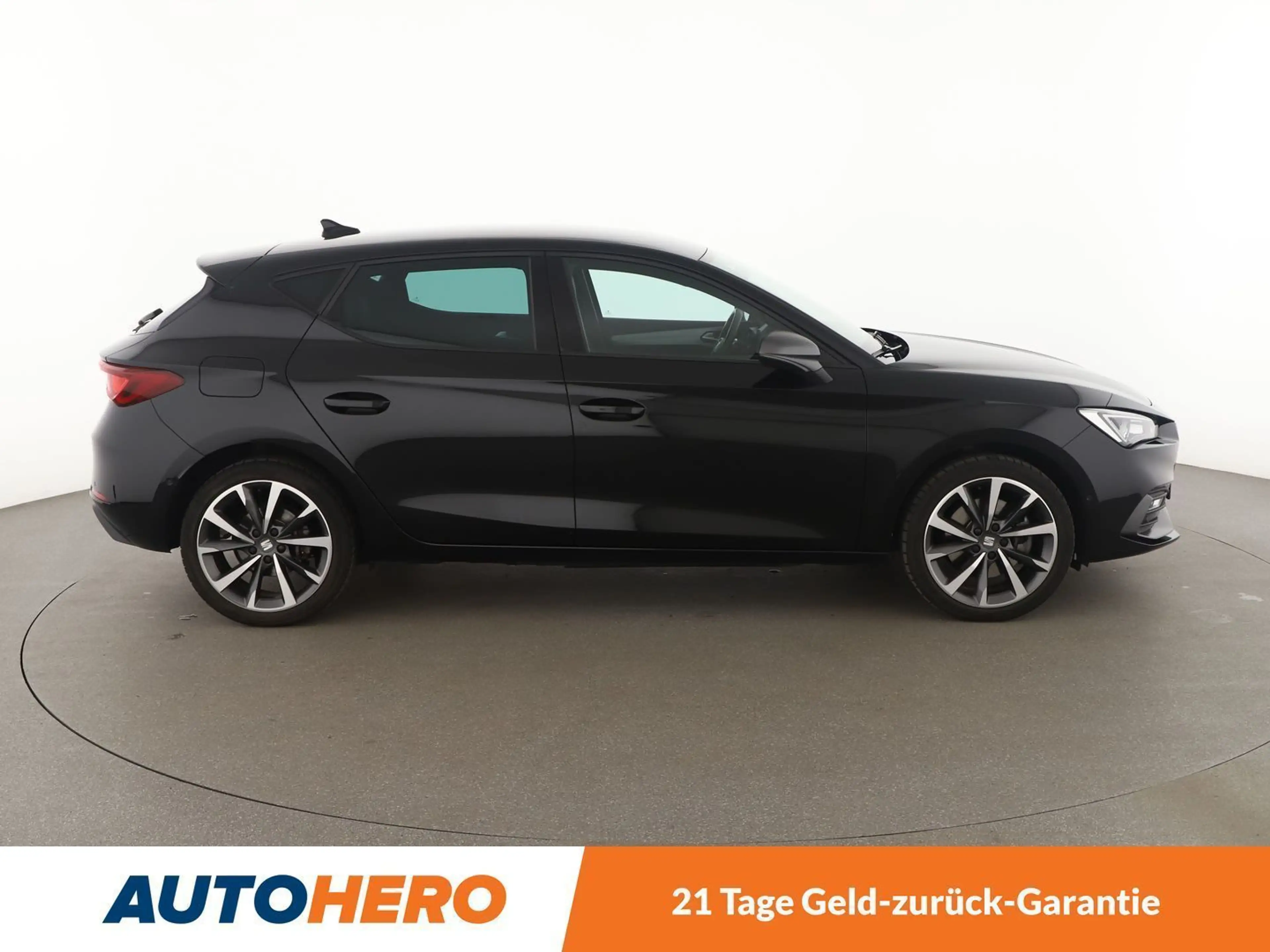 SEAT Leon e-Hybrid 1.4 TSI e-HYBRID FR Aut.*NAVI*LED*PLA*CAM* — photo 7