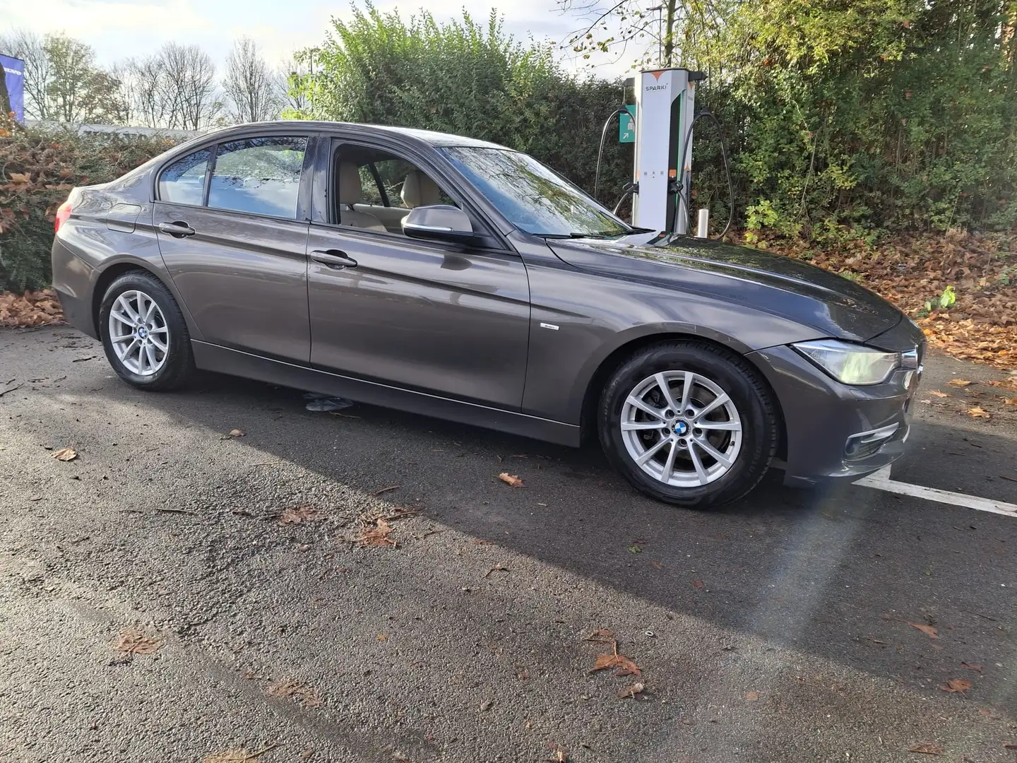 BMW 320 320 d EfficientDynamics Edition Grijs - 1