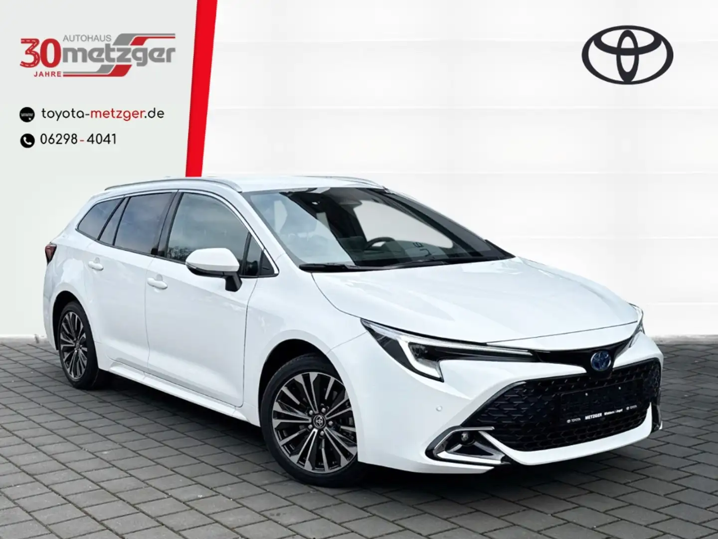Toyota Corolla Touring Sports 2.0 Hybrid Teamplayer +Kamera +Navi Alb - 1
