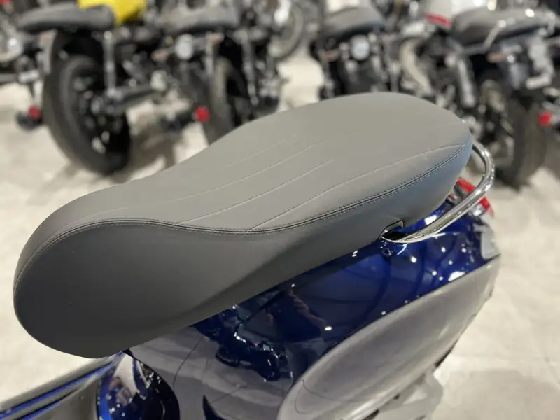 Vespa Primavera 125 - foto 5