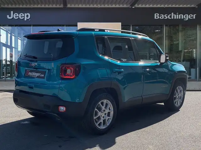 Jeep Renegade view 2