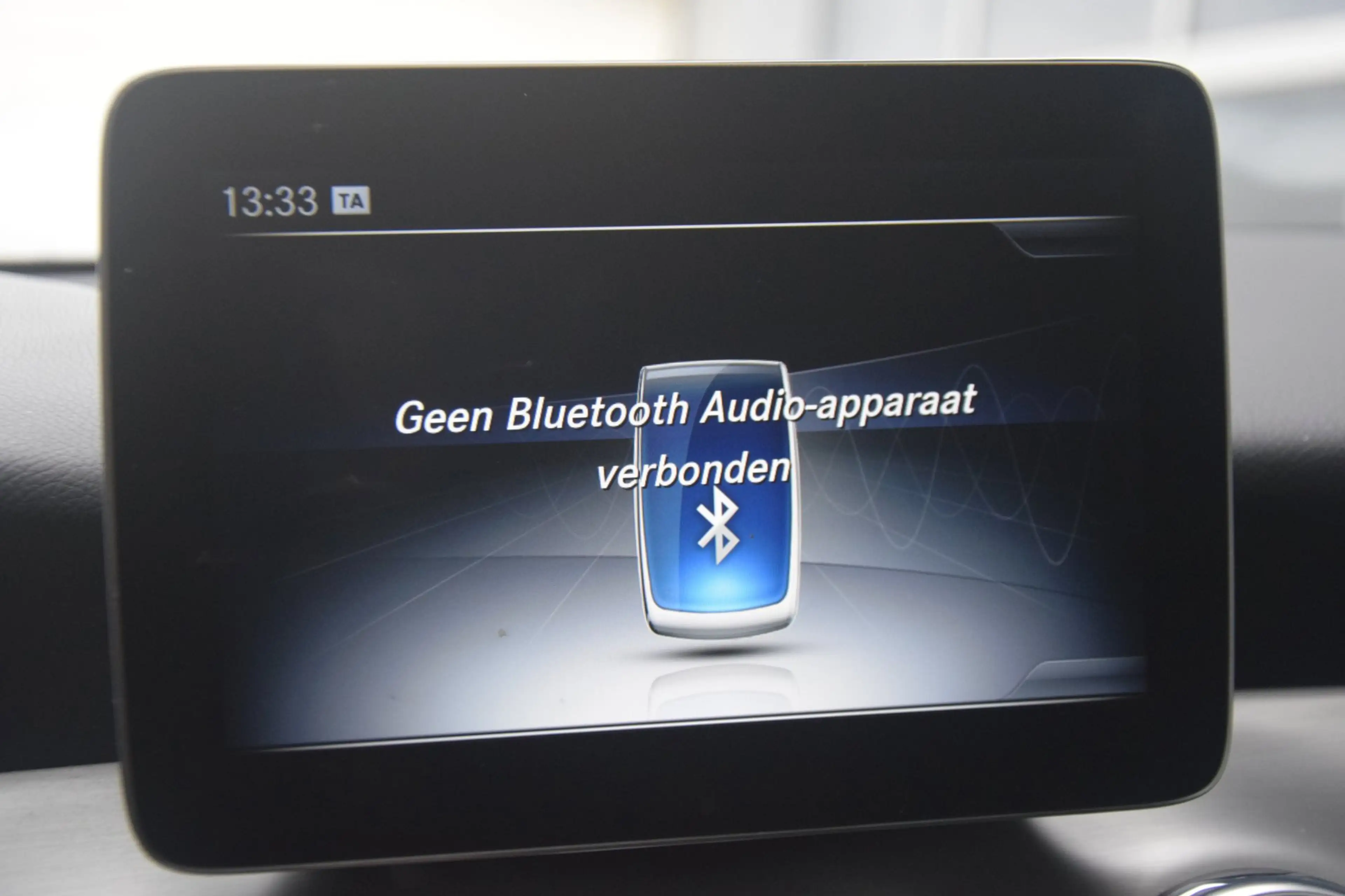 Mercedes-Benz GLA 200 d Premium Plus — photo 15