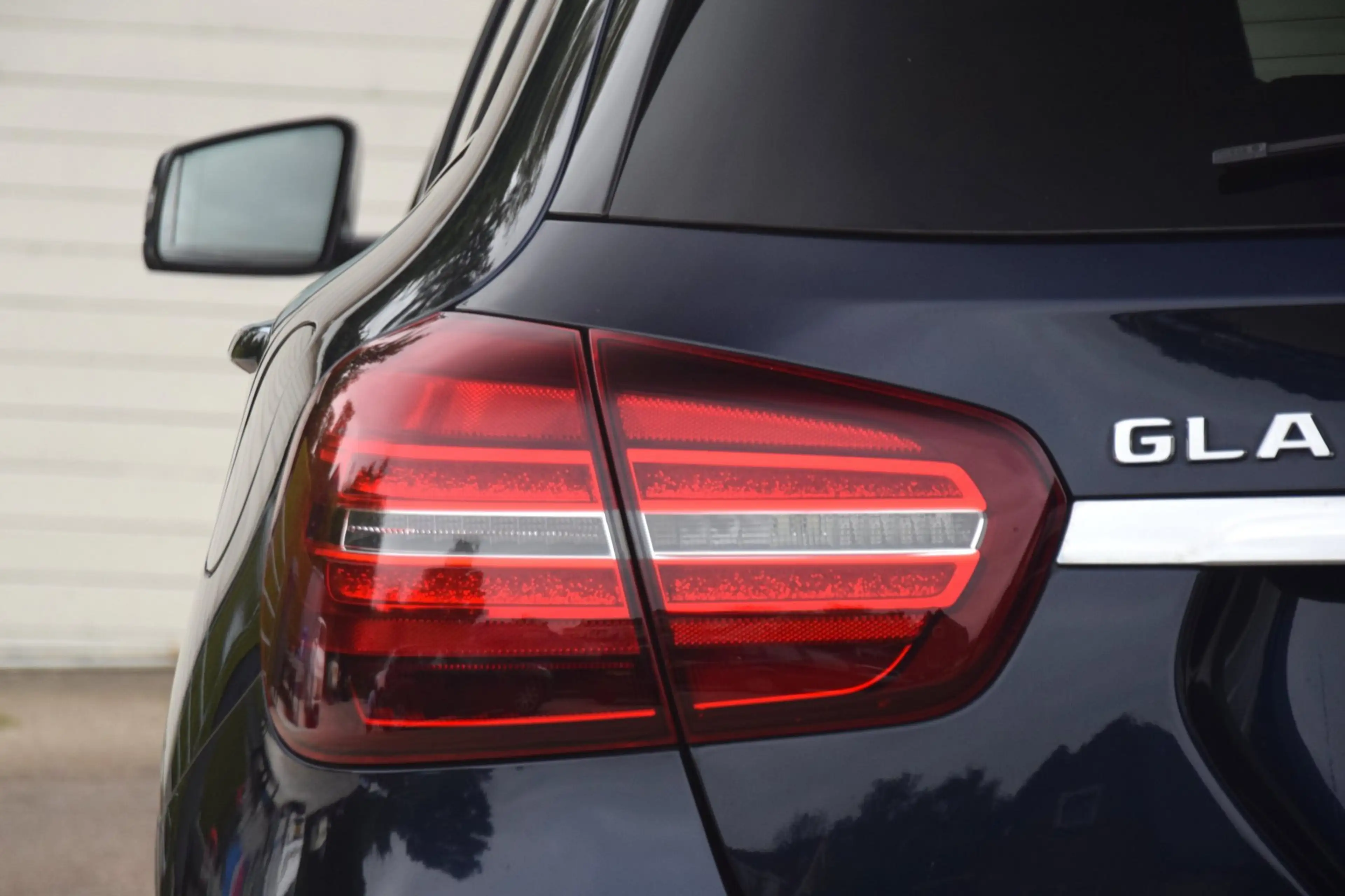 Mercedes-Benz GLA 200 d Premium Plus — photo 25