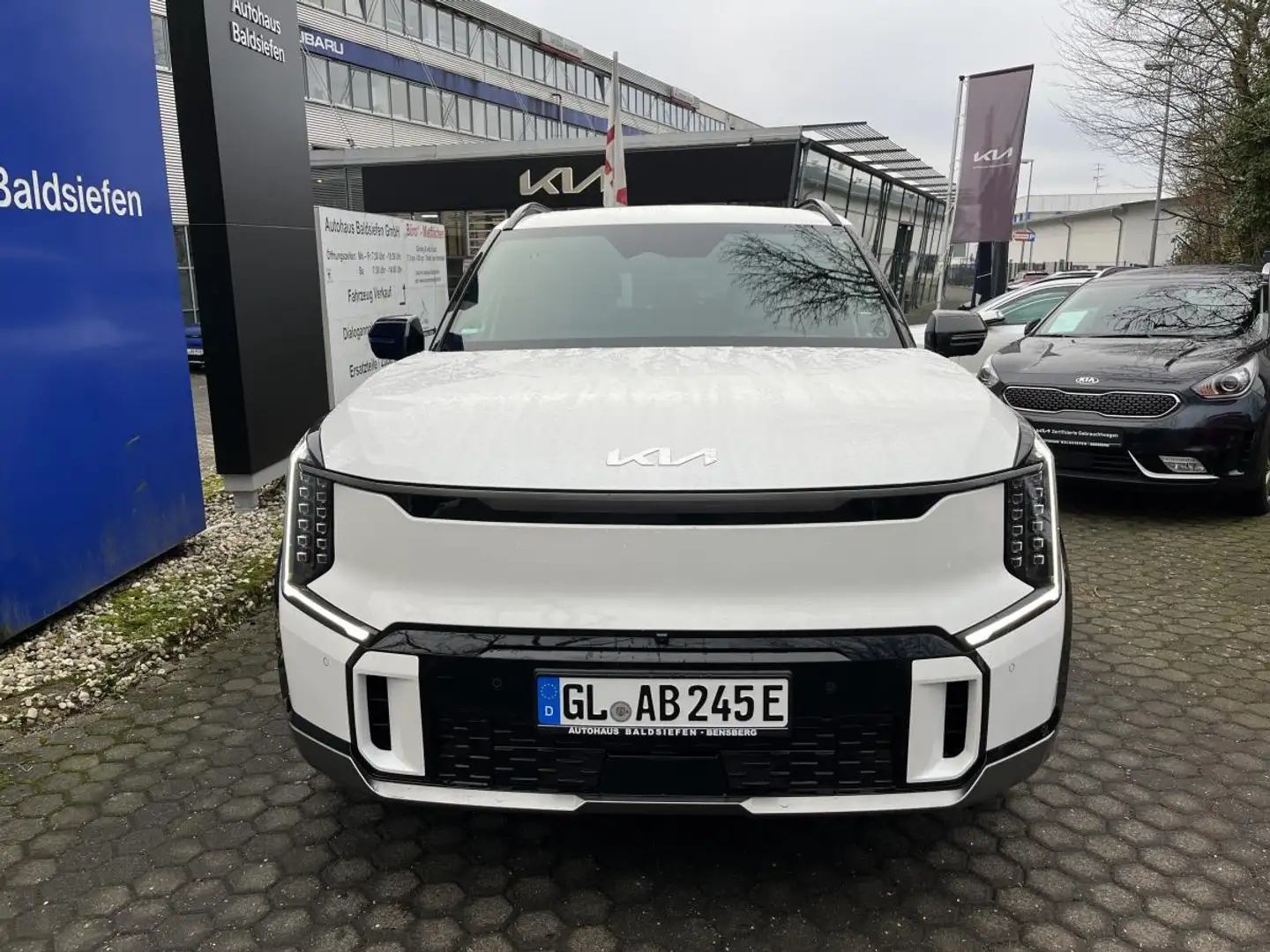 Kia EV9 Weiß - 2