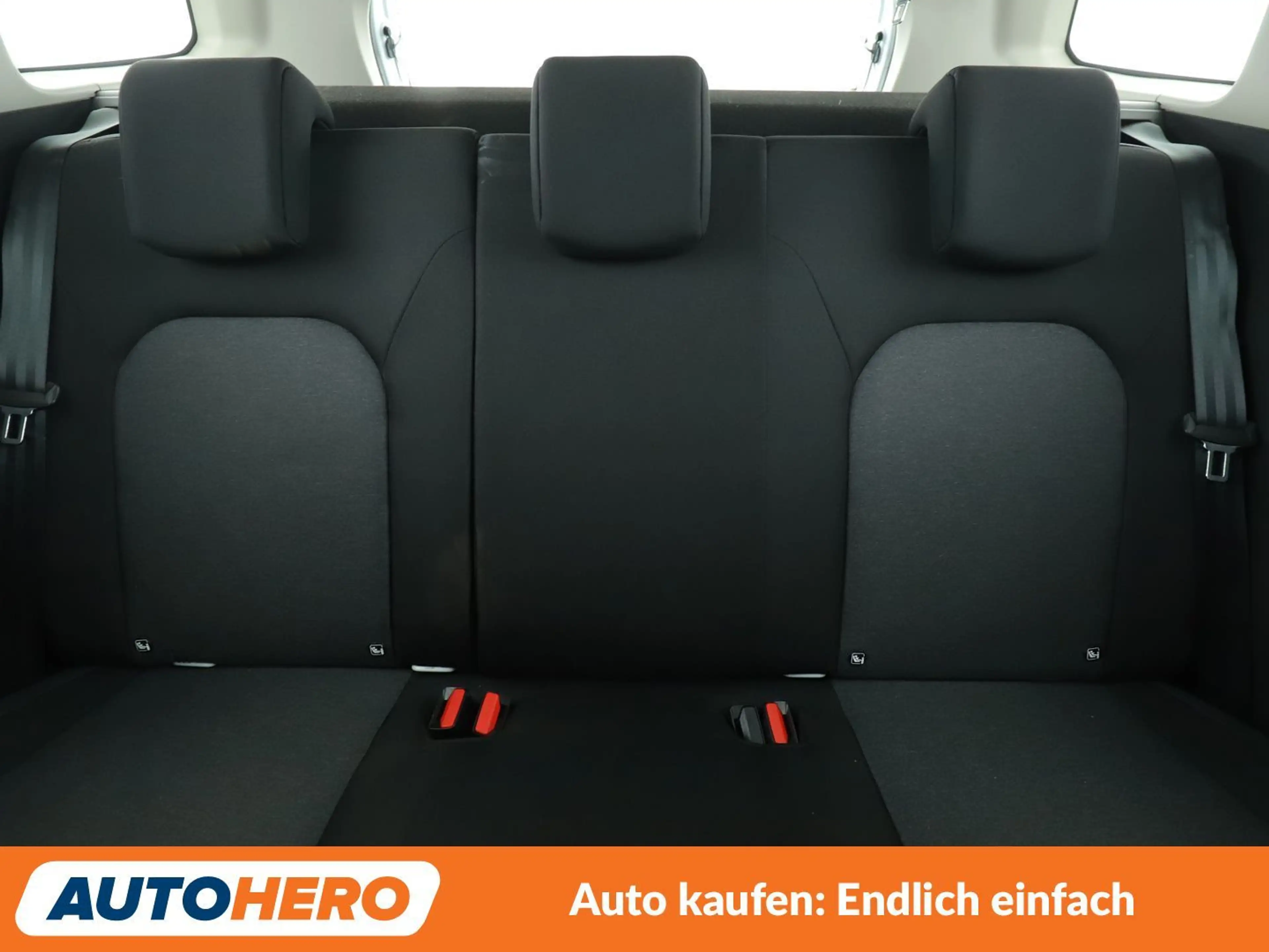Dacia Duster 1.0 TCe Essential *TEMPO*GARANTIE* — photo 15