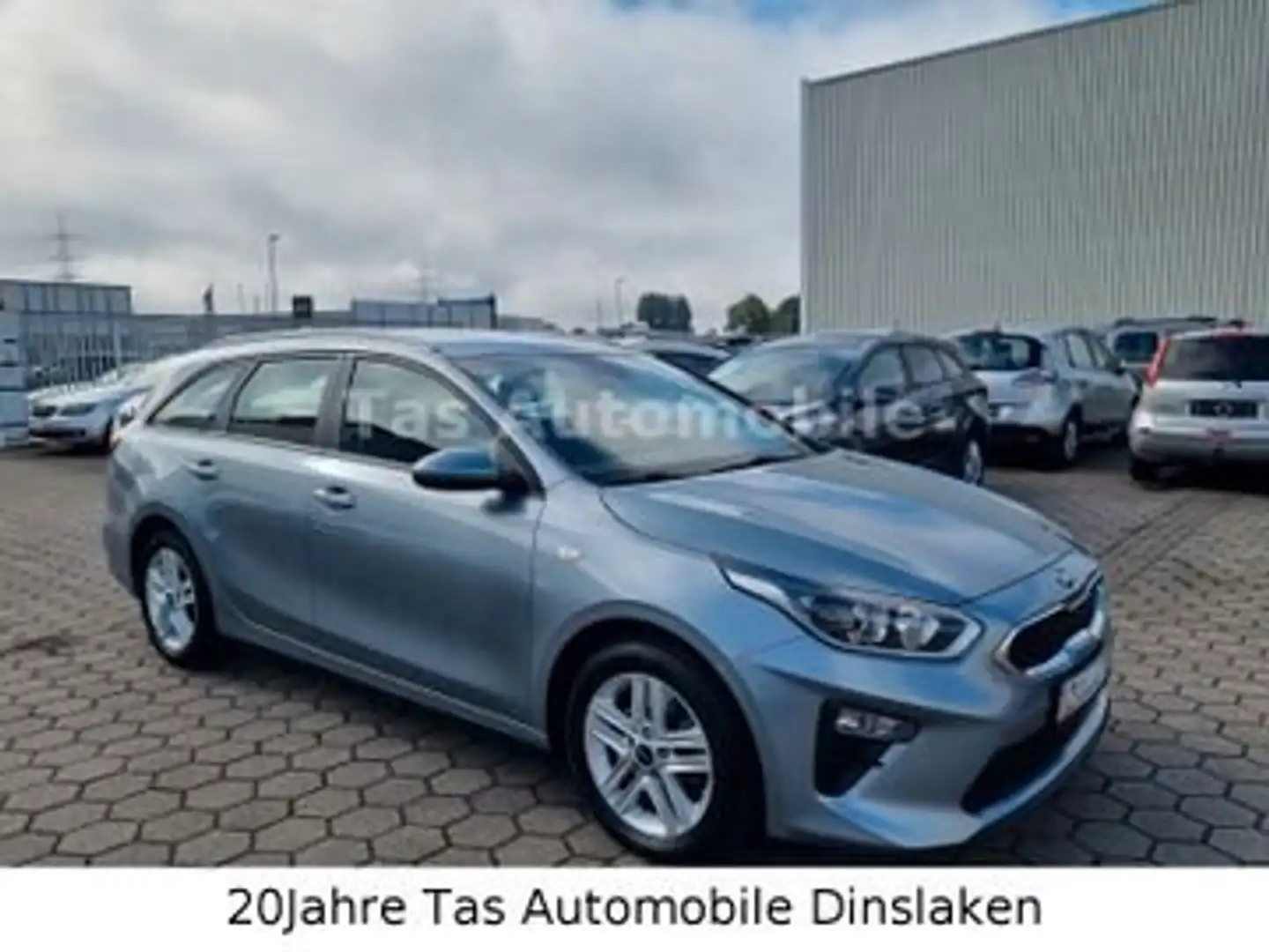 Kia Ceed SW / cee'd SW 1.4 Edition 7"1.Hand"Lückenlos Kia S-Heft"... Ezüst - 2