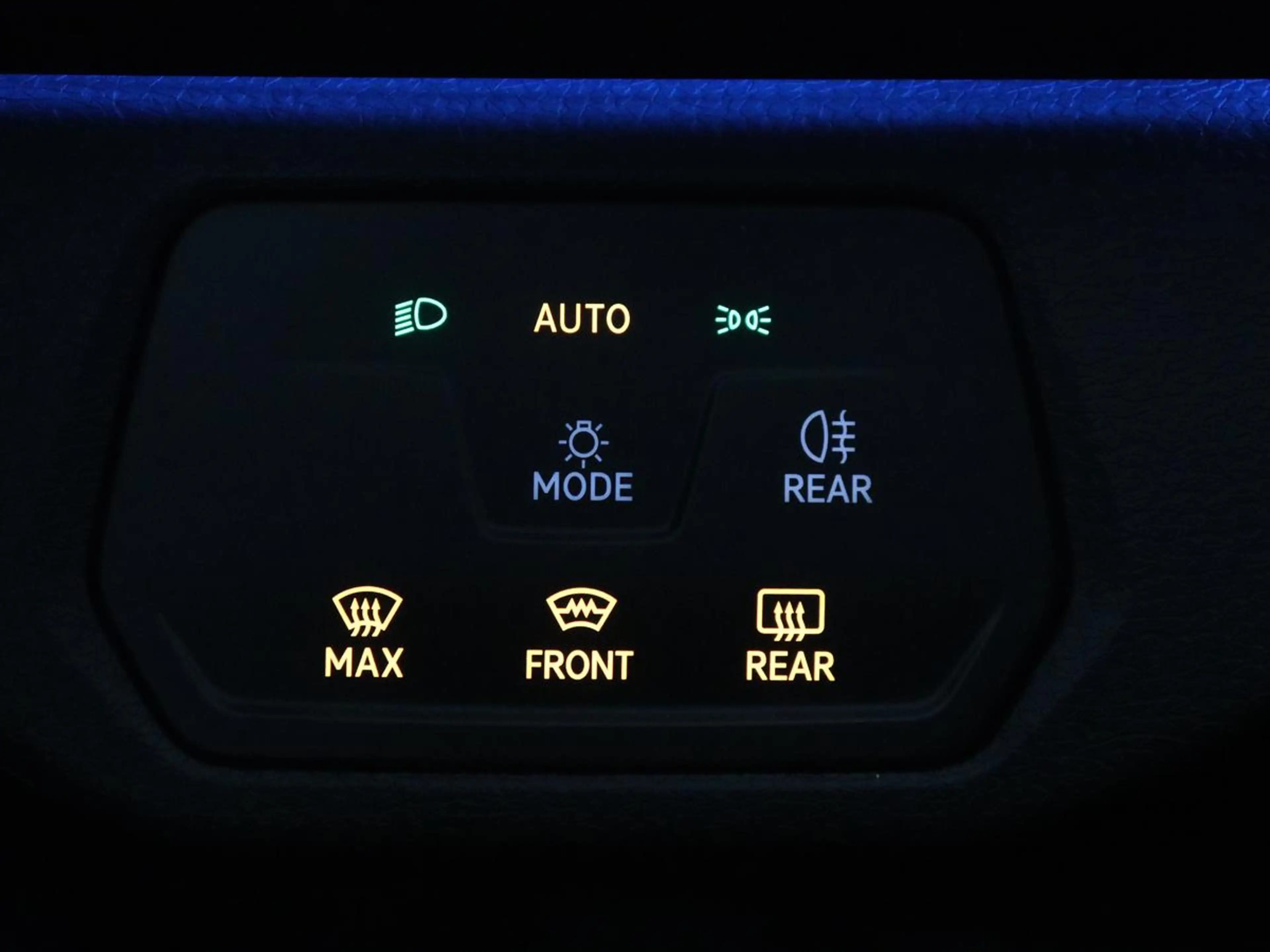 Volkswagen ID.4 First 77 kWh SOH 89,3% | Trekhaak | Camera | LED | — photo 33