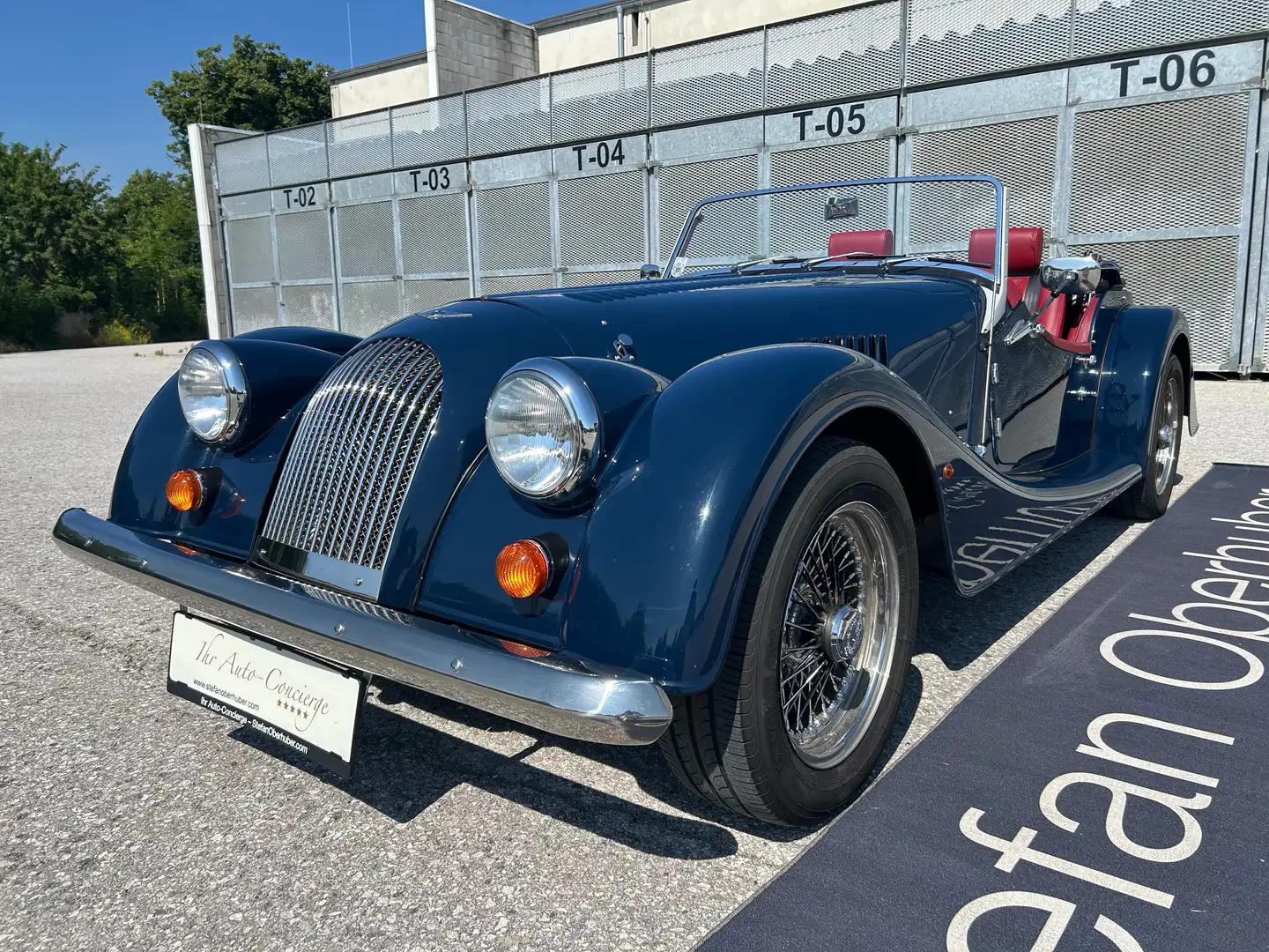 Morgan Plus 4 Erstbesitz, nur 15.400 km Bleu - 1