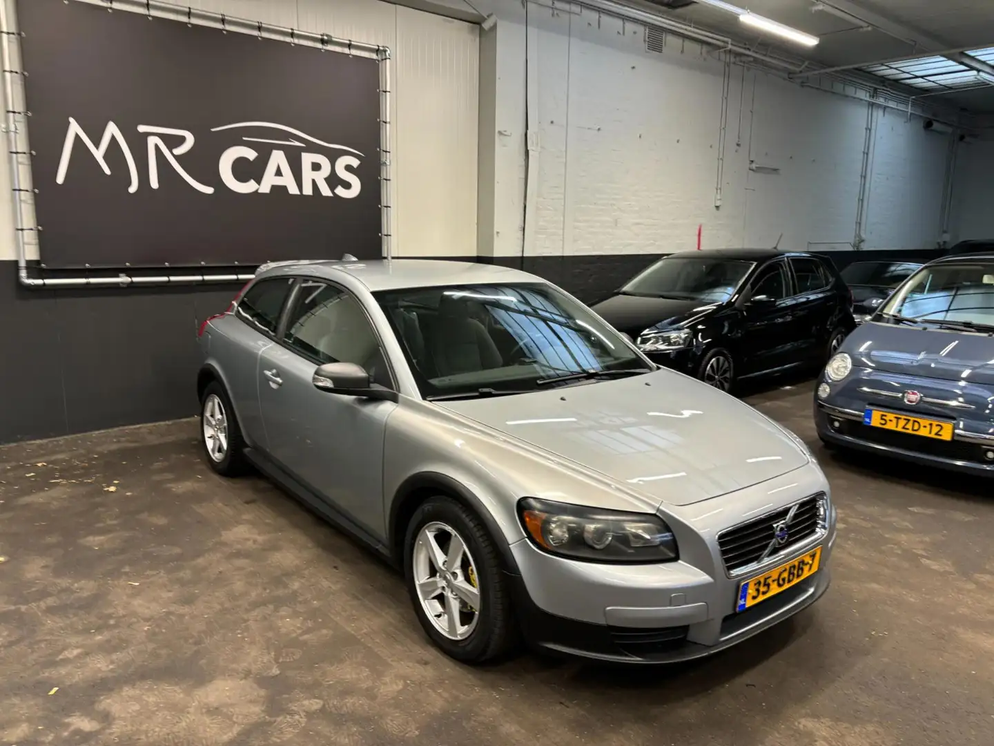 Volvo C30 1.8F Momentum Airco/Cruise Control Gris - 2
