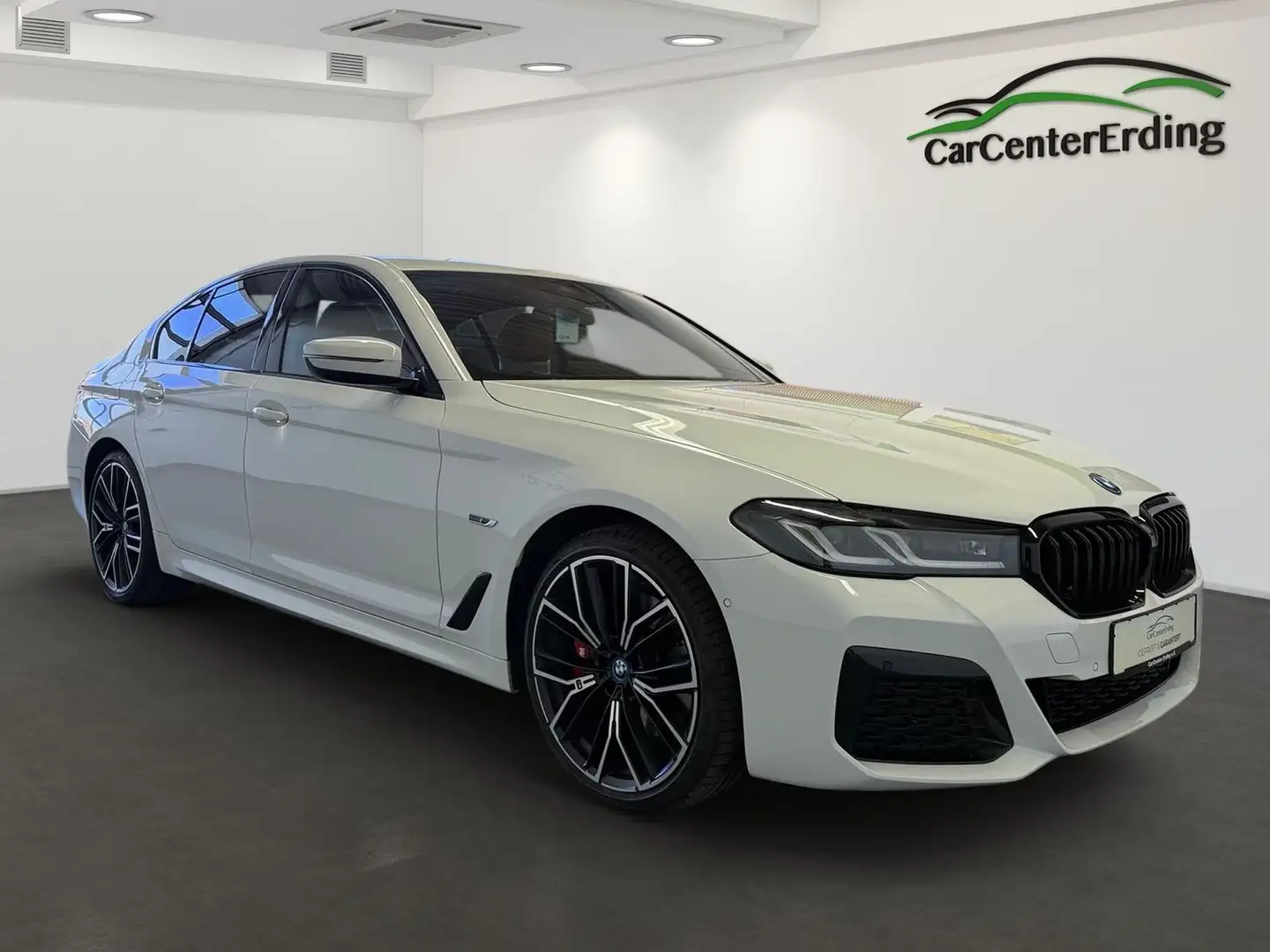 BMW 530 eLim.*M Sport PRO*a.LED*Navi*Kamera*Leder*PDC Weiß - 2