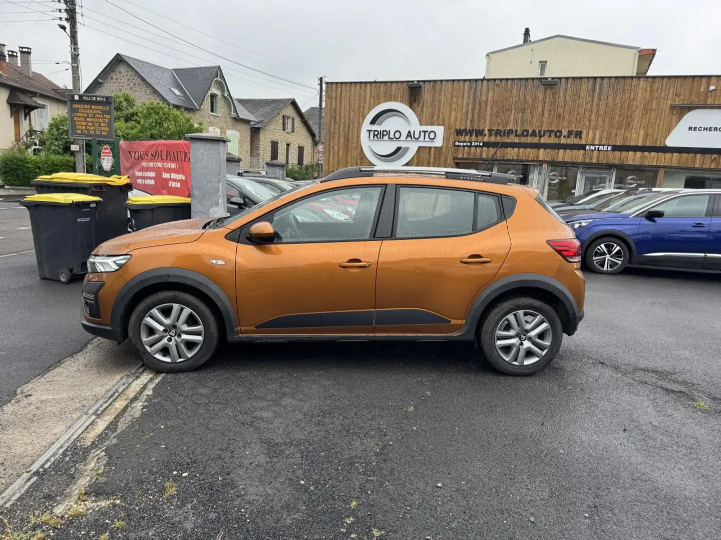 Dacia Sandero 1.0 ECO-G - 100 Confort Clim + Radar AR Orange - 2