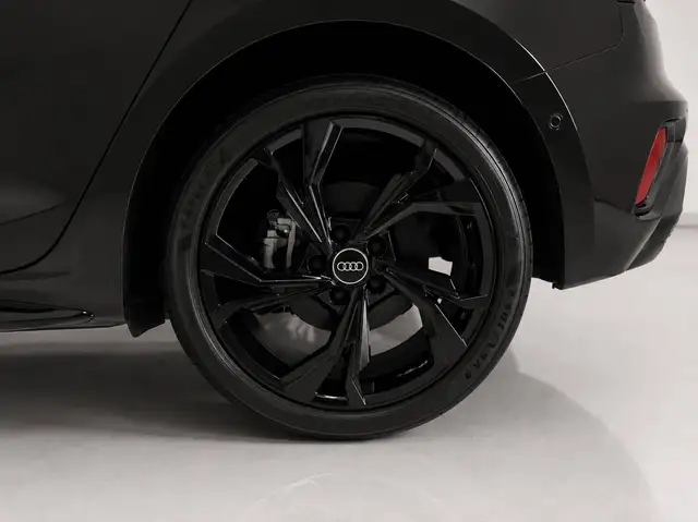 Audi A3 view 6