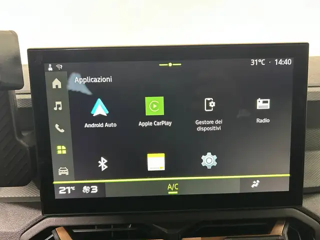 Dacia Duster view 13