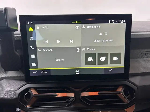 Dacia Duster view 18