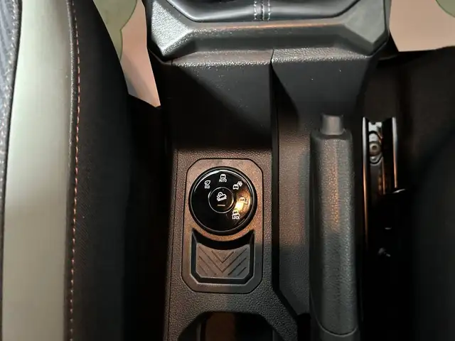 Dacia Duster view 16