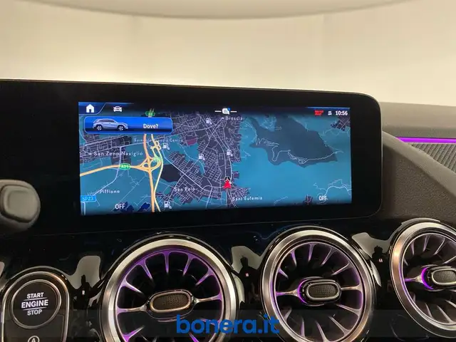 Mercedes-Benz Gla view 15
