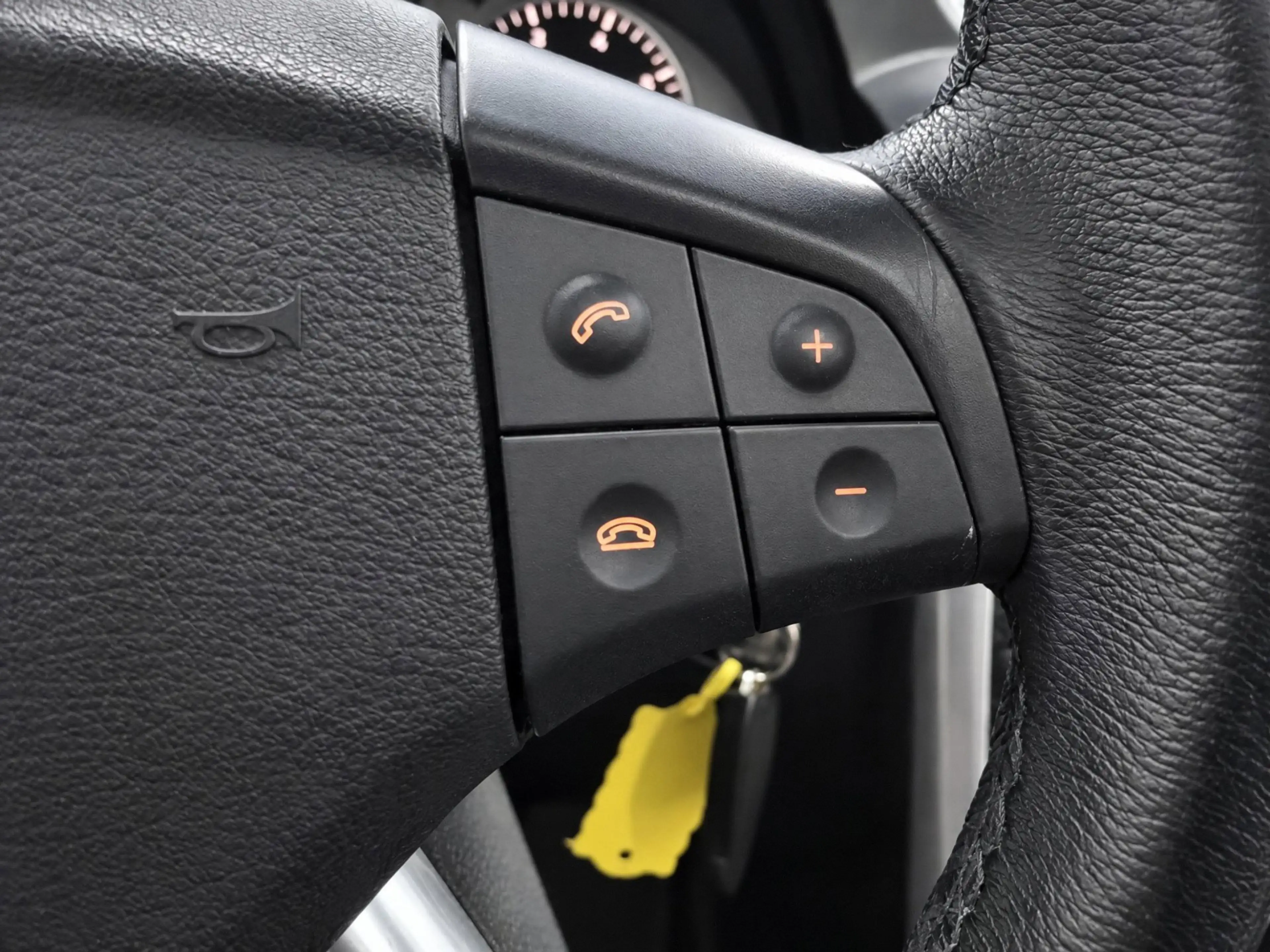 Mercedes-Benz B 200 // PANORAMADAK // PDC VOOR&ACHTER // AIRCO // TREK — photo 21