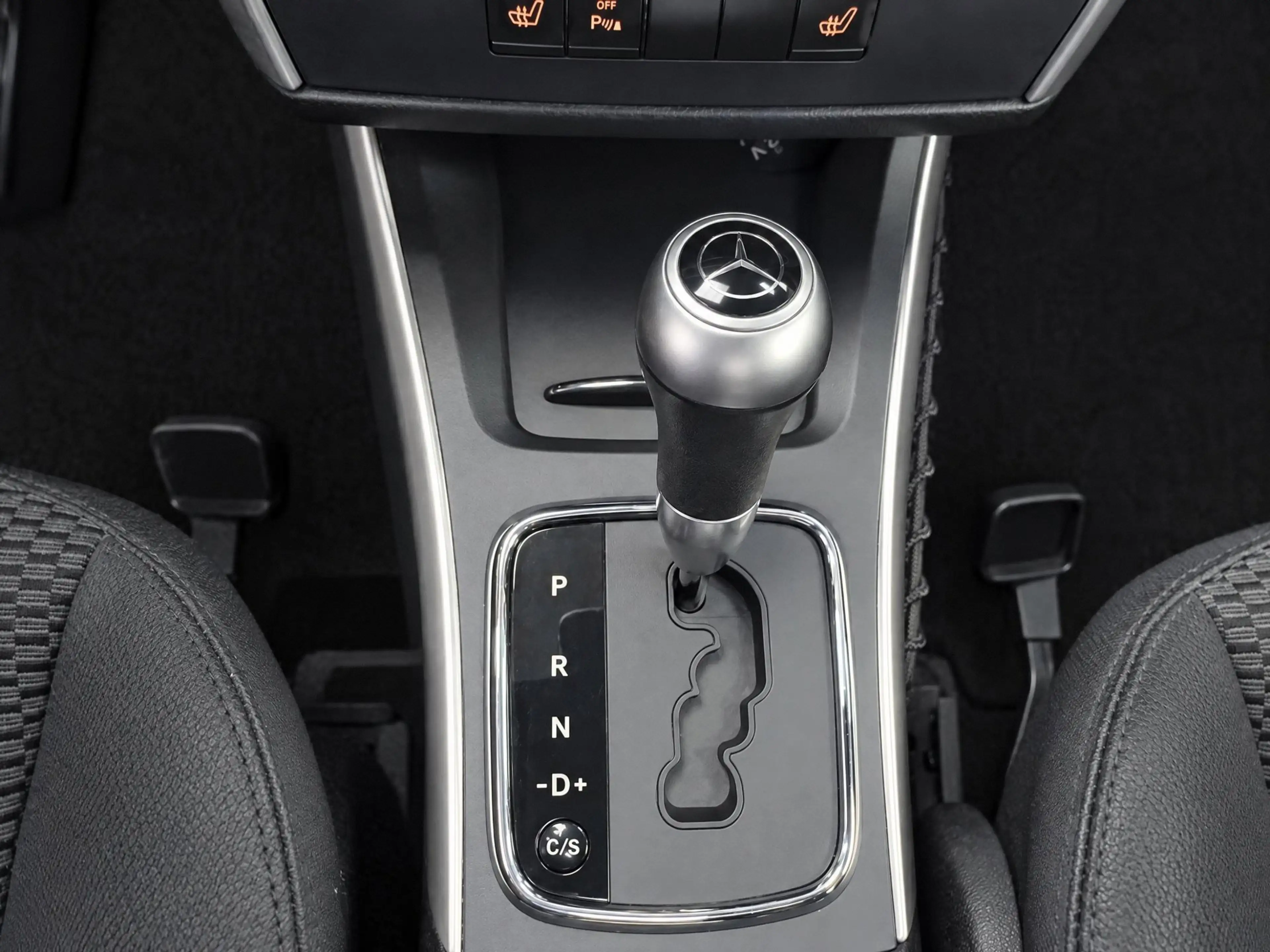 Mercedes-Benz B 200 // PANORAMADAK // PDC VOOR&ACHTER // AIRCO // TREK — photo 14