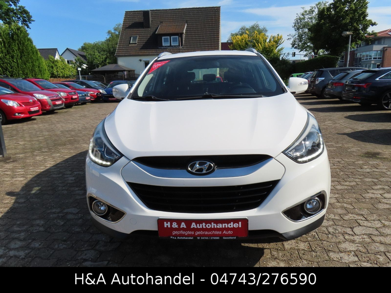 Hyundai iX35 FIFA World Cup Edition 2WD — photo 11