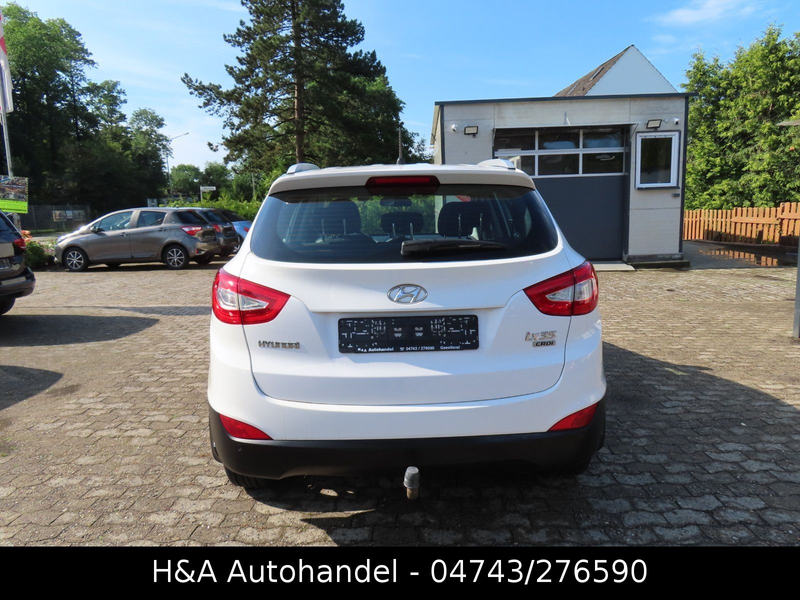 Hyundai iX35 FIFA World Cup Edition 2WD — photo 6