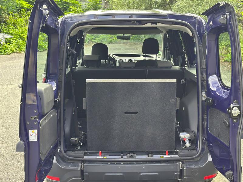 Dacia Dokker Ambiance 1.2 TCe | Rollstuhl-Rampe mit Sicherheitssystem | KLIMA | BLUETOOTH | USB — photo 14
