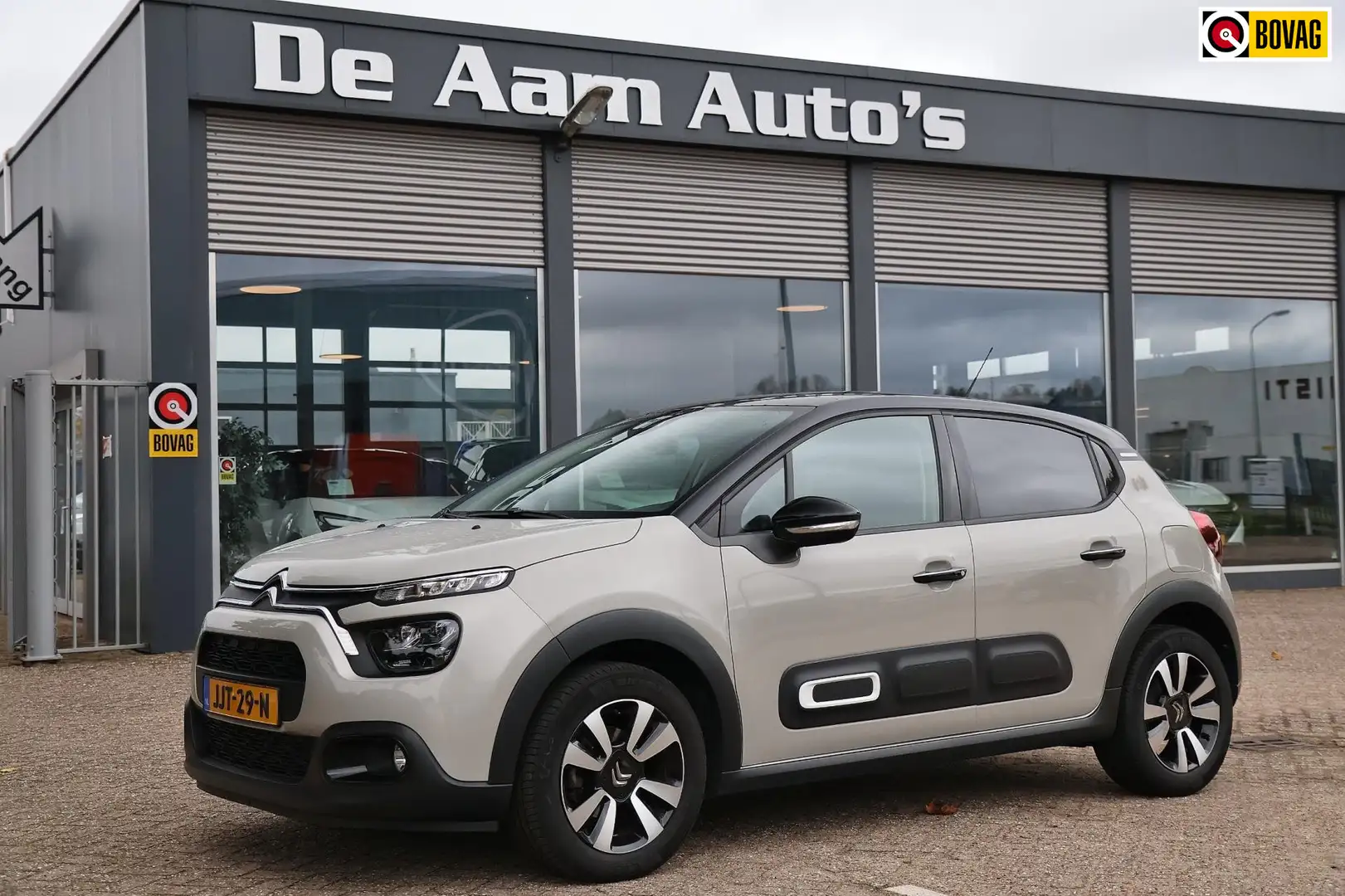 Citroen C3 1.2 PureTech Camera Carplay Keyless Stoelverwarmin Grijs - 1