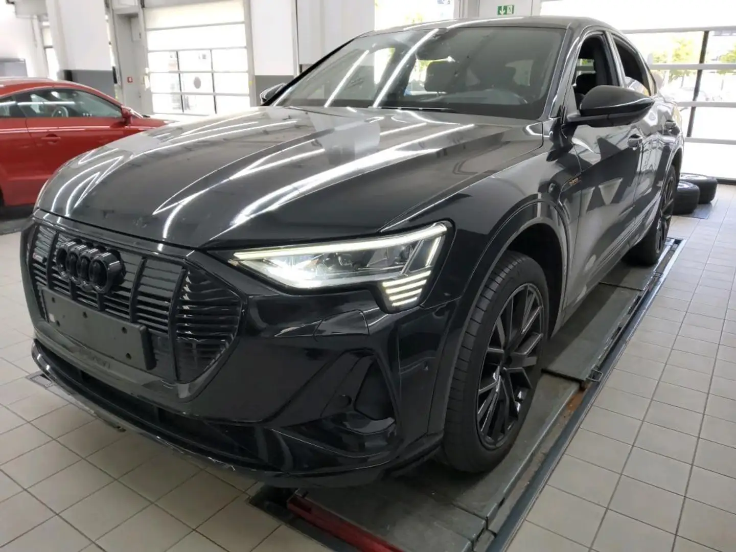 Audi e-tron SPORTBACK 55 2x S LINE BLACK EDITION/PANO Noir - 1