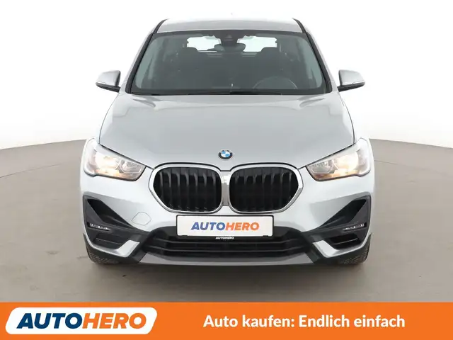 BMW X1 view 9
