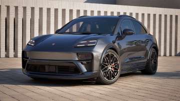 GTS 100KW/SPORTDESIGN/PANO/AIR/22"RS/MATRIX/CHRONO/ACC/DISPLAY/18W/BOSE