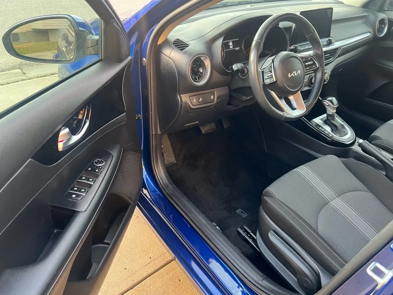 Kia Forte снимка Kia Forte