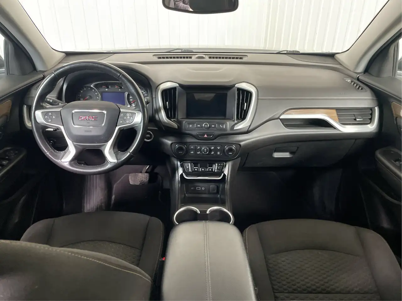 GMC Terrain снимка GMC Terrain