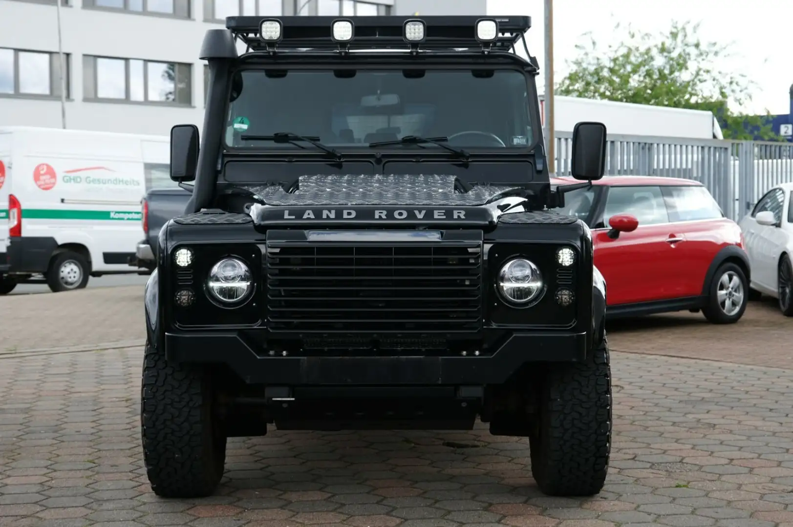 Land Rover Defender 110 SE GARANTIE AHK LED DAB Klima Leder Negro - 2