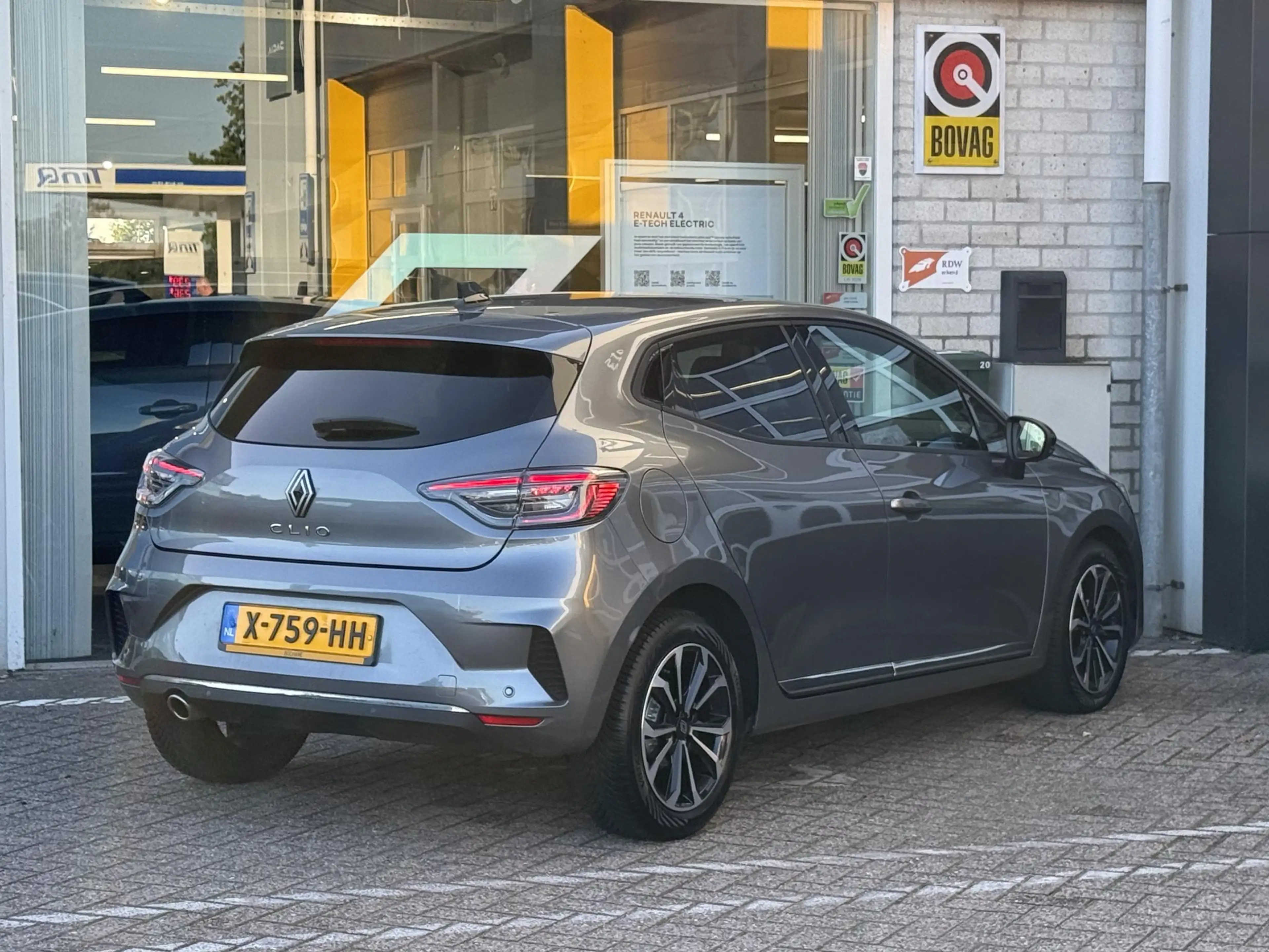 Renault Clio 1.0 TCe 90 GPF techno | NAP | Pack Winter | Pack N — photo 23