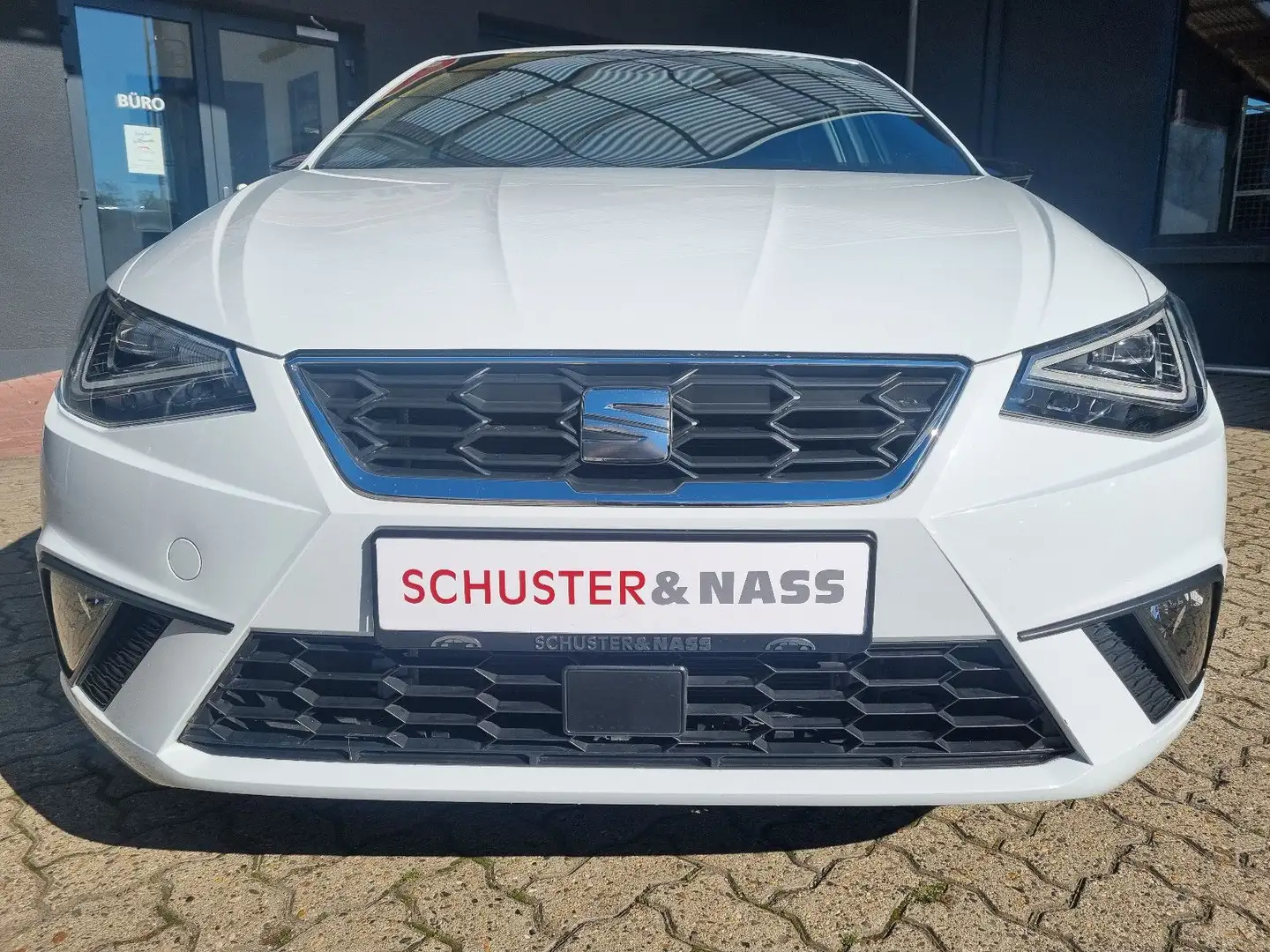 SEAT Ibiza FR*Sport*PDC*Front Assist* Weiß - 2