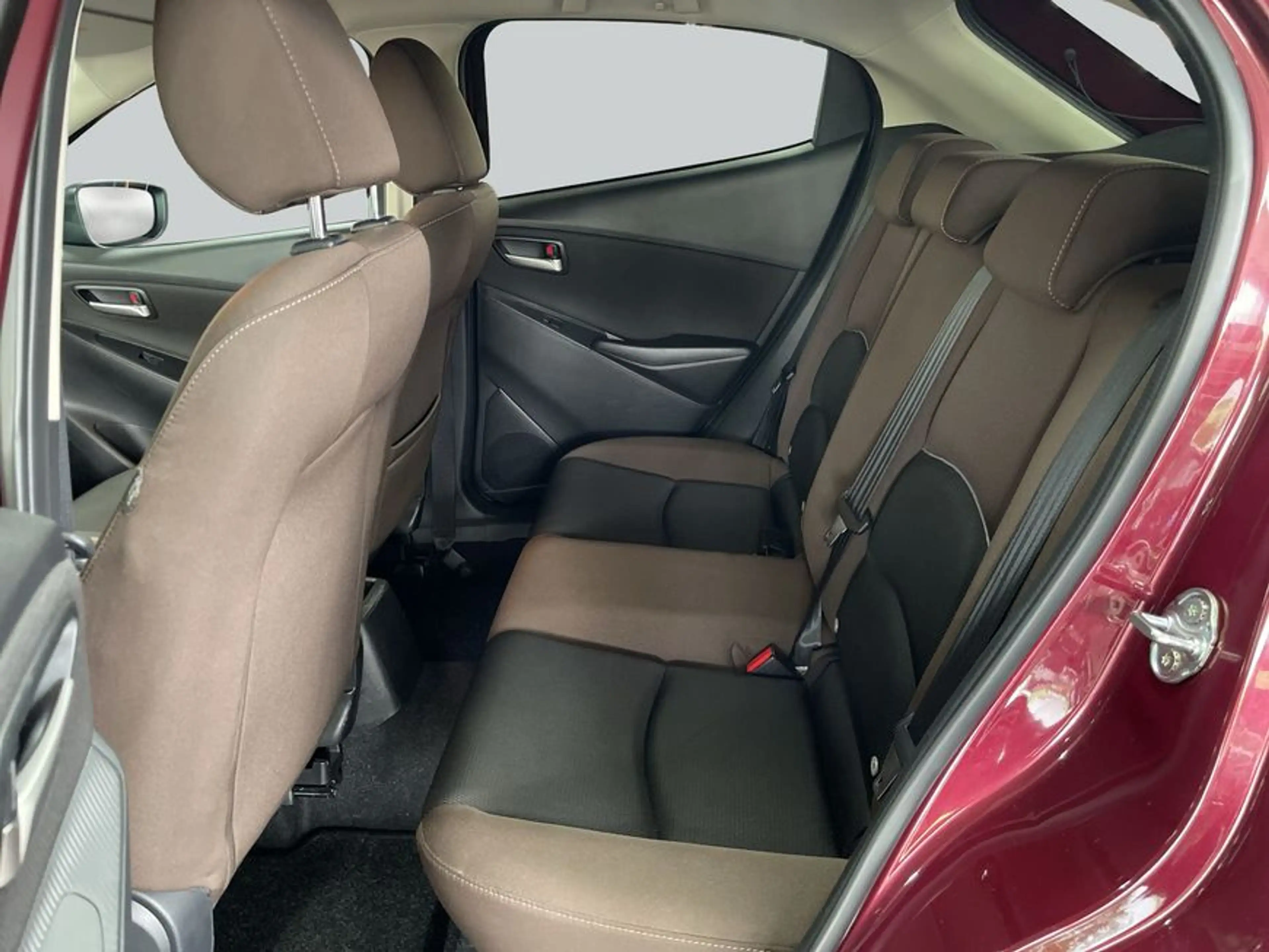 Mazda 2 SKYACTIV-G 75 Exclusive-Line — photo 11