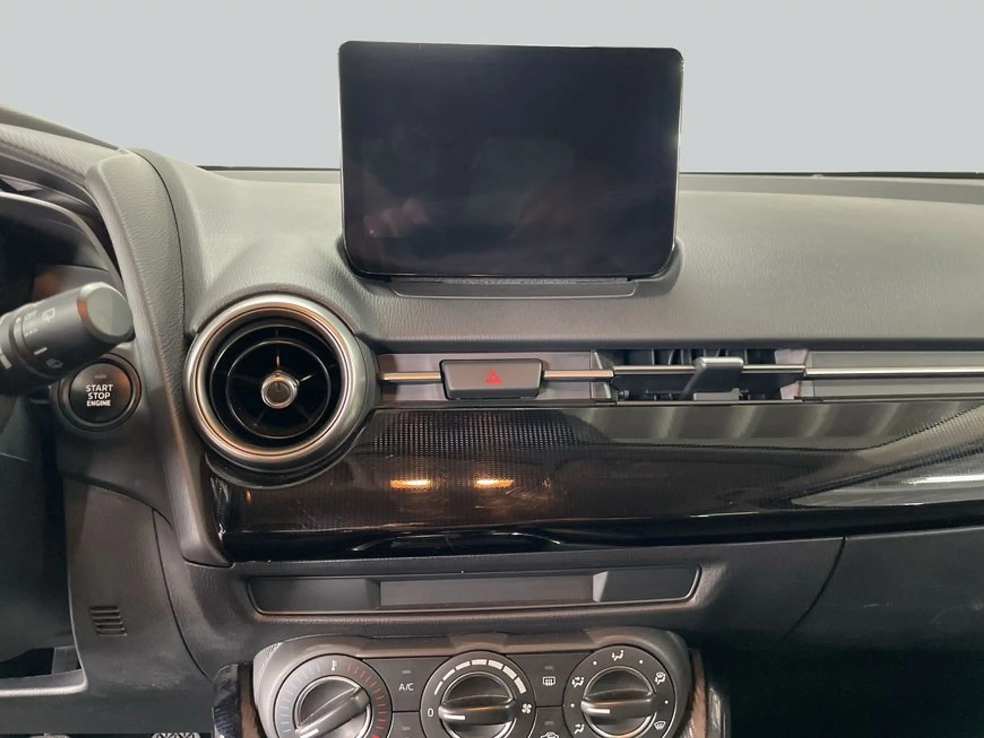 Mazda 2 SKYACTIV-G 75 Exclusive-Line — photo 14