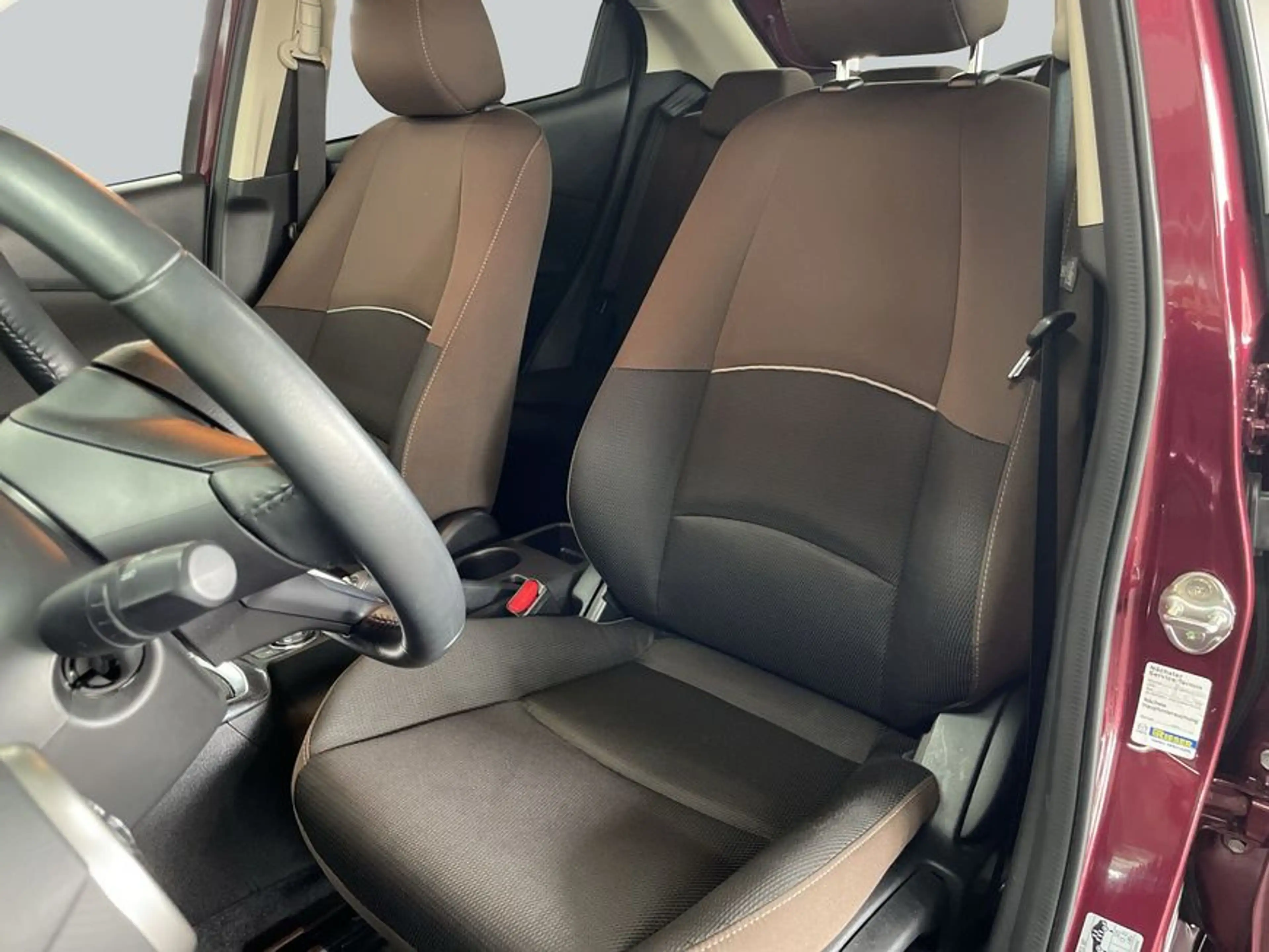 Mazda 2 SKYACTIV-G 75 Exclusive-Line — photo 10