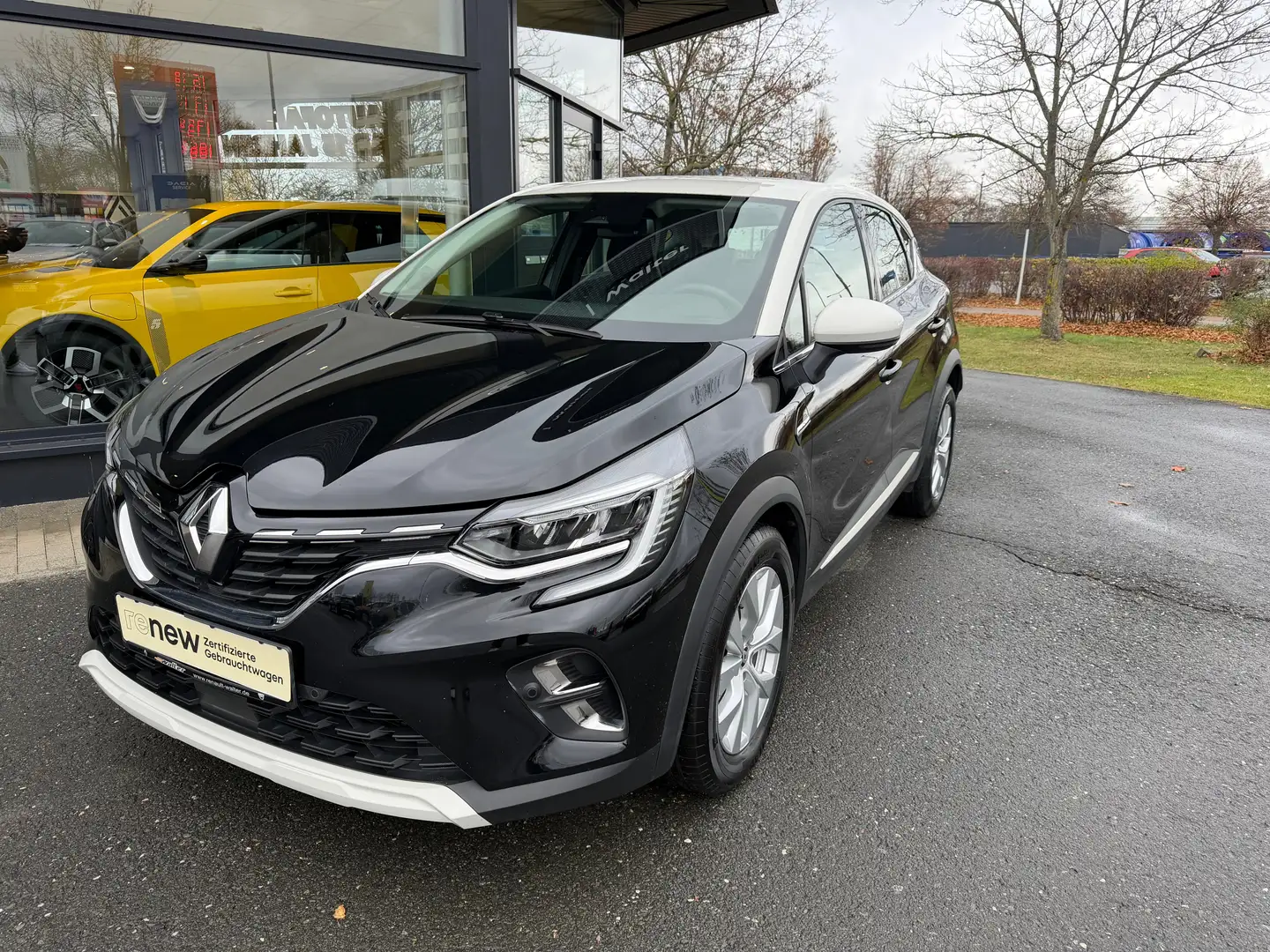 Renault Captur INTENS TCe 140 EDC Schwarz - 1